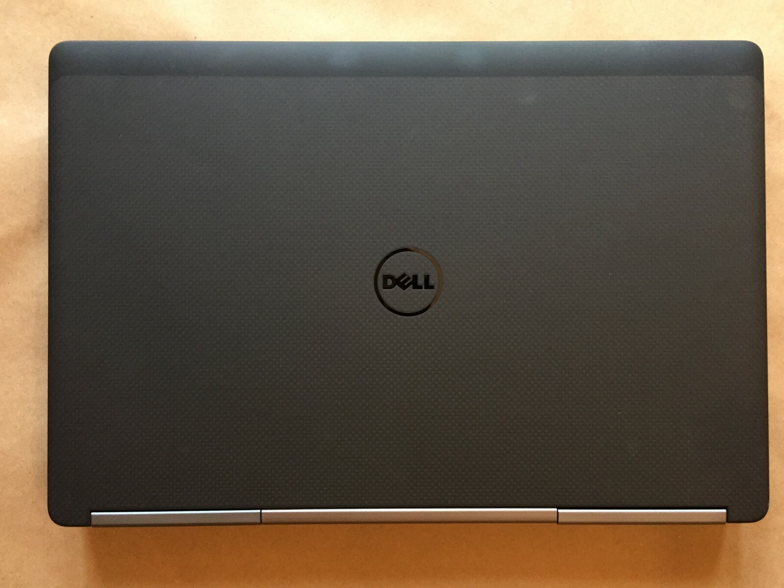 Dell Precision 7720 17.3″ i7-7700HQ HD+ Quadro M1200 32GB 256 SSD Win 10 Pro