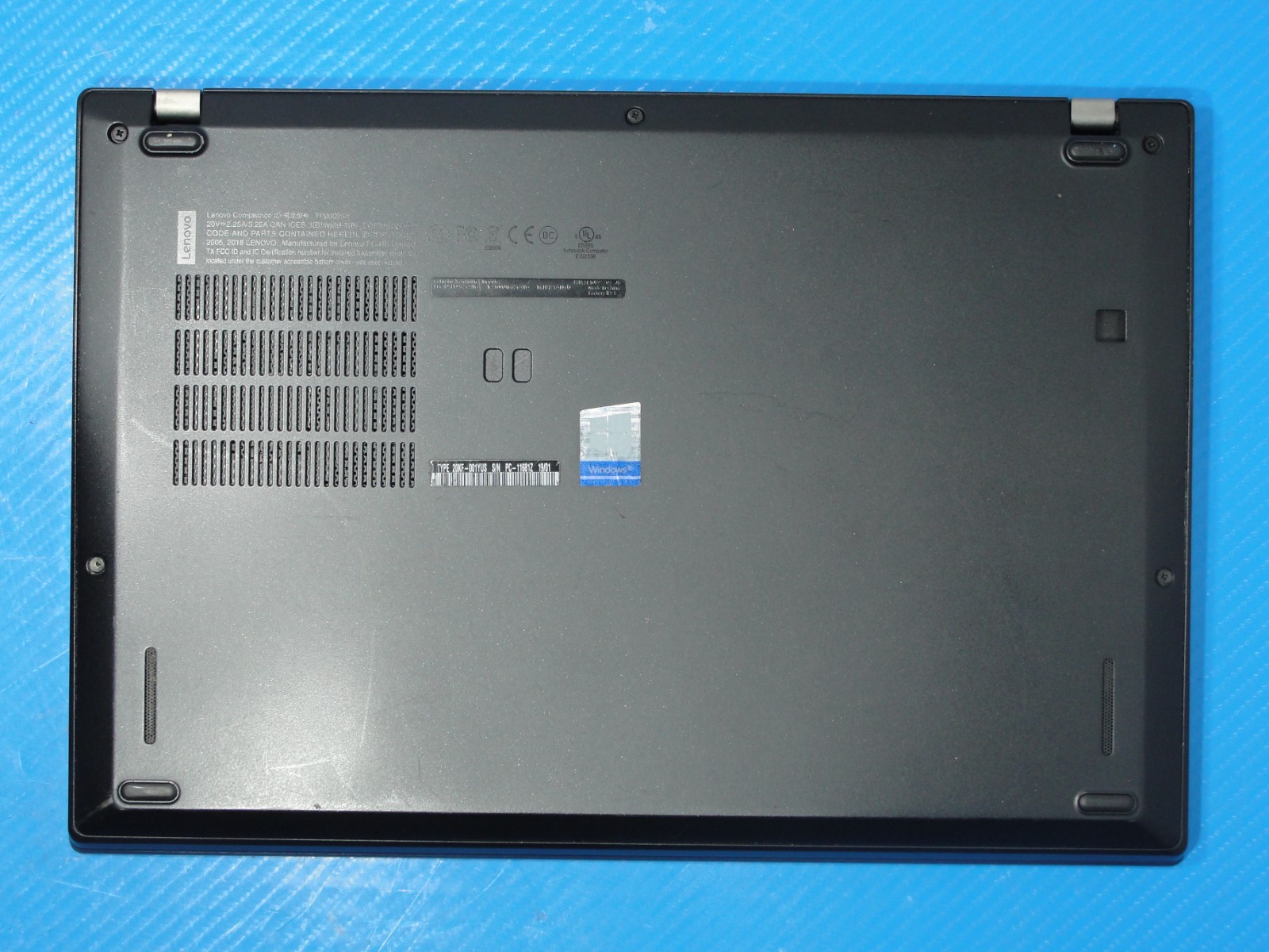 Lenovo ThinkPad X280 Intel i5-8250U 1.6GHz 8GB RAM 256GB SSD Win 11Pro+Charger