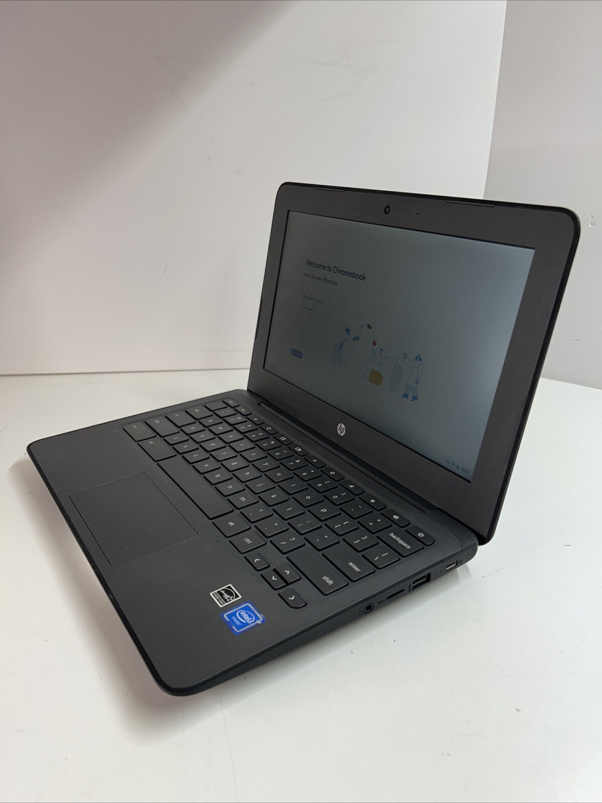 HP Chromebook 11 G6EE Intel Celeron N3350 32GB emmc 4GB RAM Chrome OS