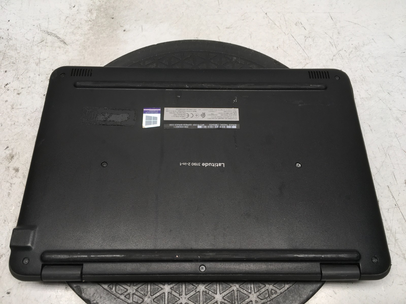 Dell Latitude 3190 2-In-1 Intel Celeron N4100 1.1GHz 4 GB NO HDD