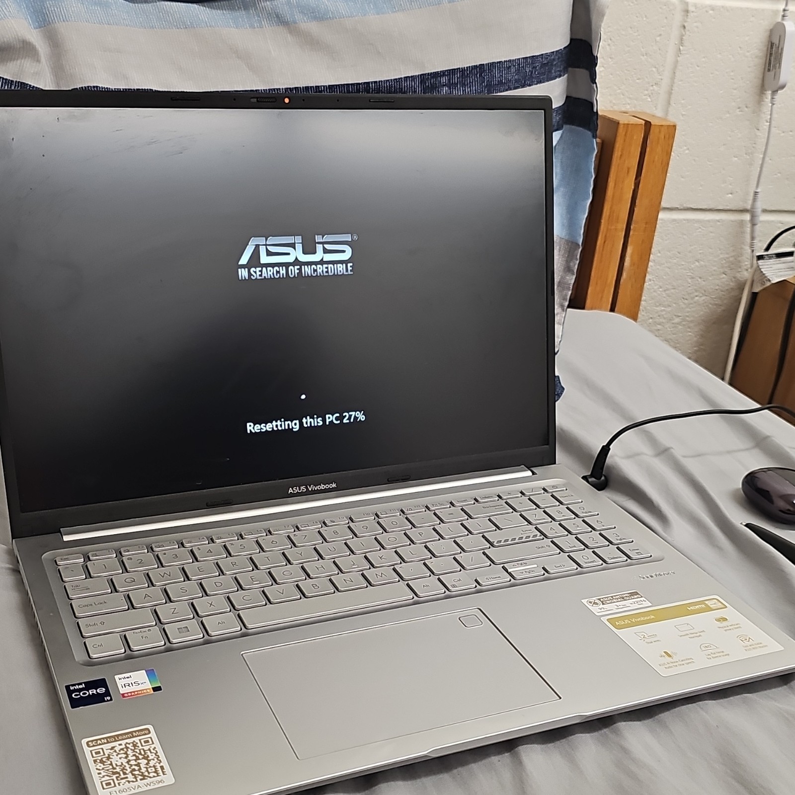 The ASUS Vivobook 16 F1605VA-WS96