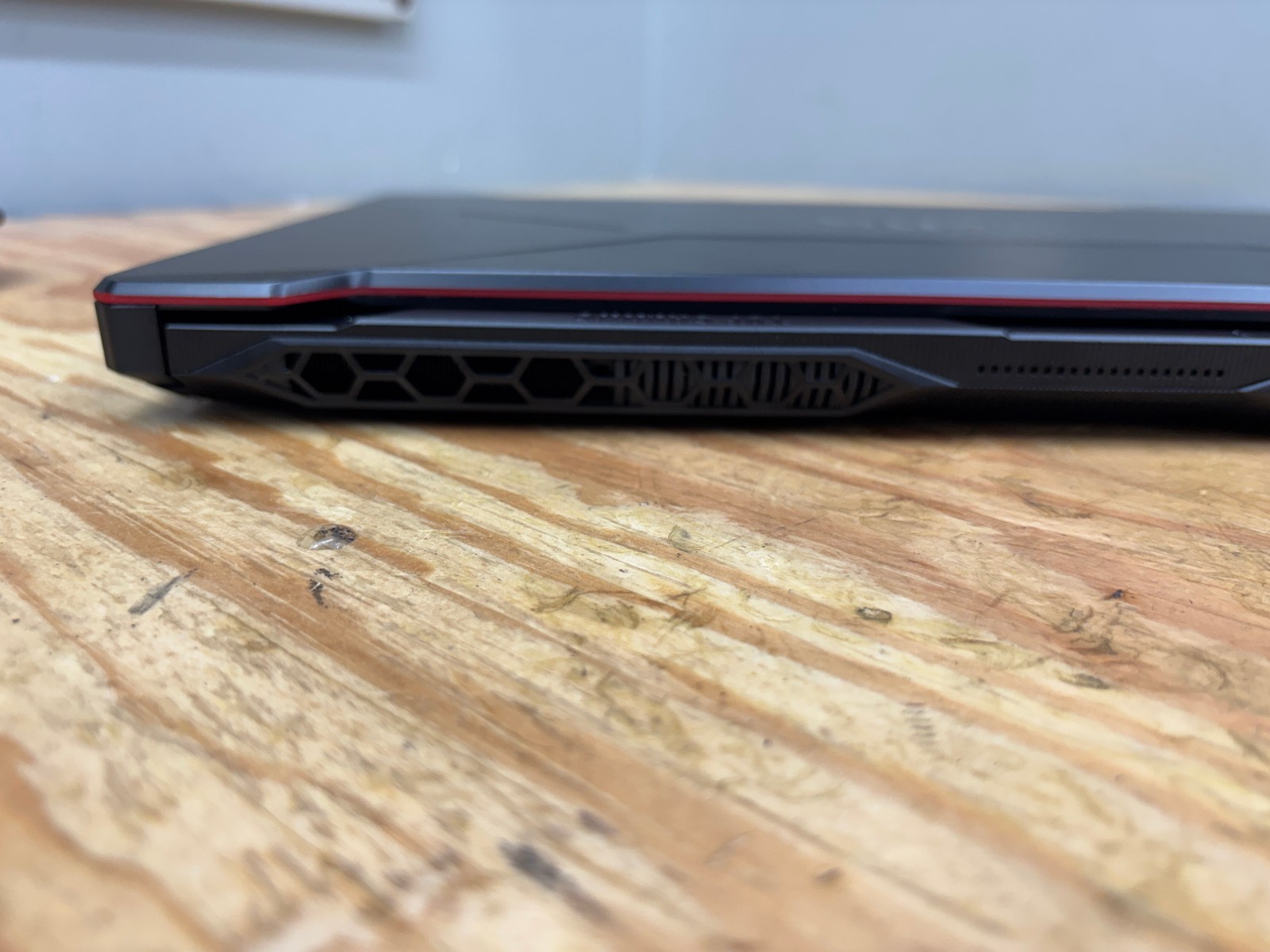 ASUS TUF Gaming A17 FA706IH 17.3″ FHD Ryzen 5 4600H 16GB 256GB GTX 1650 Win11
