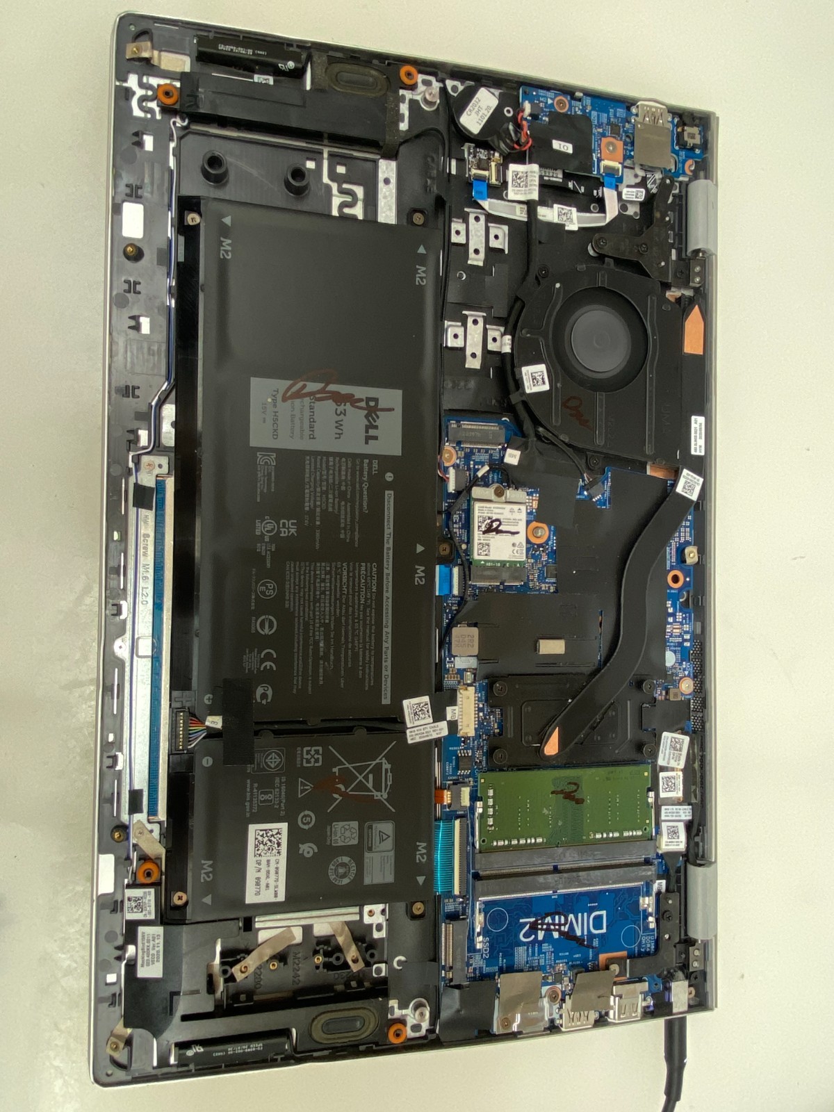 DELL INSPIRON 5505 RYZEN 5 4500U@4.00GHZ 4GB W10 *READ