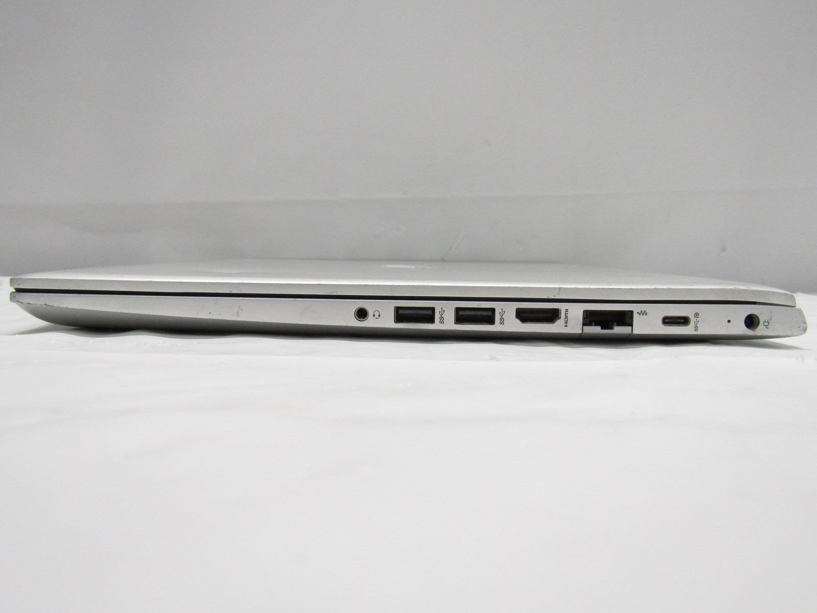 HP ProBook 450 G6 1.60GHz i5-8265U 8GB RAM 256GB SSD 15.6″ FHD NO OS/Battery