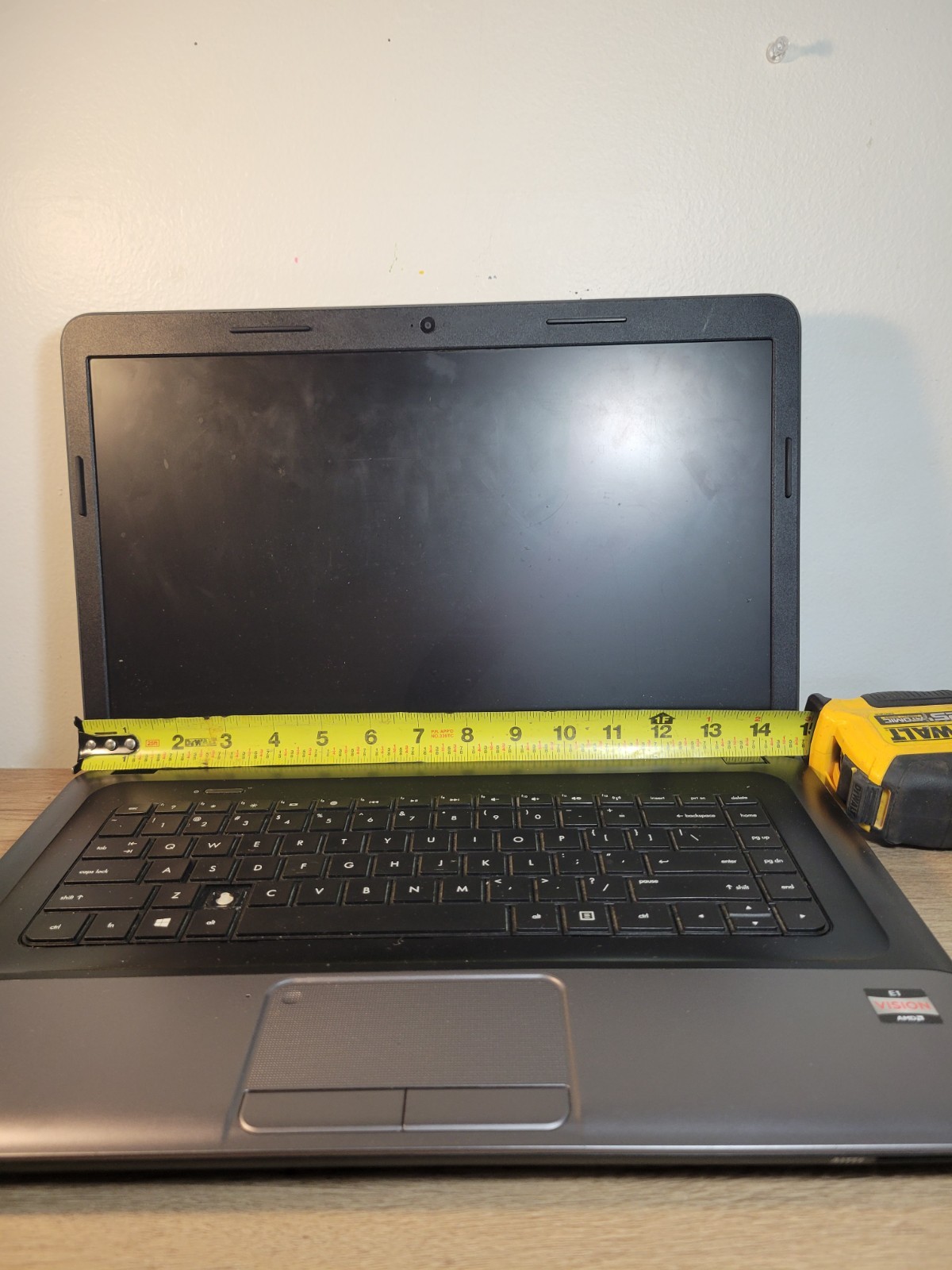 hp 655 E1 Vision black Laptop With Cover