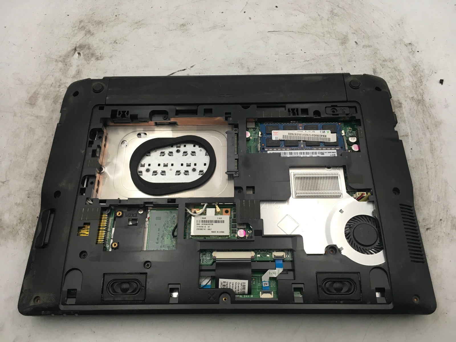 ACER ASPIRE V5 121 – FOR PARTS/NO POWER – AMD C70 – 2GB RAM – 11″ -READ DESC- BB