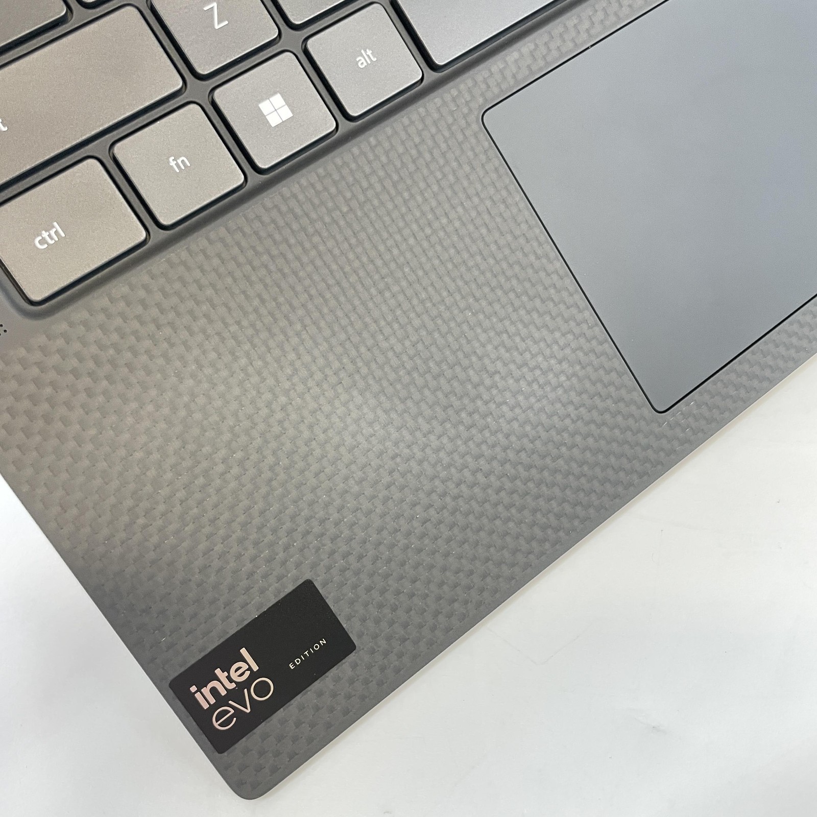 Dell Precision 5490 14 Gray FHD+ 3.8 GHz Ultra 7 165H 32GB 1TB SSD Very Good