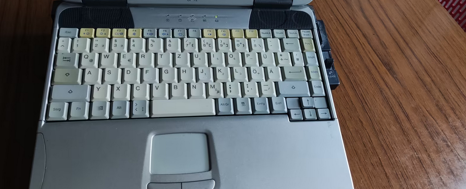Panasonic Notebook Computer CF-72 Toughbook With Accessories Vintage