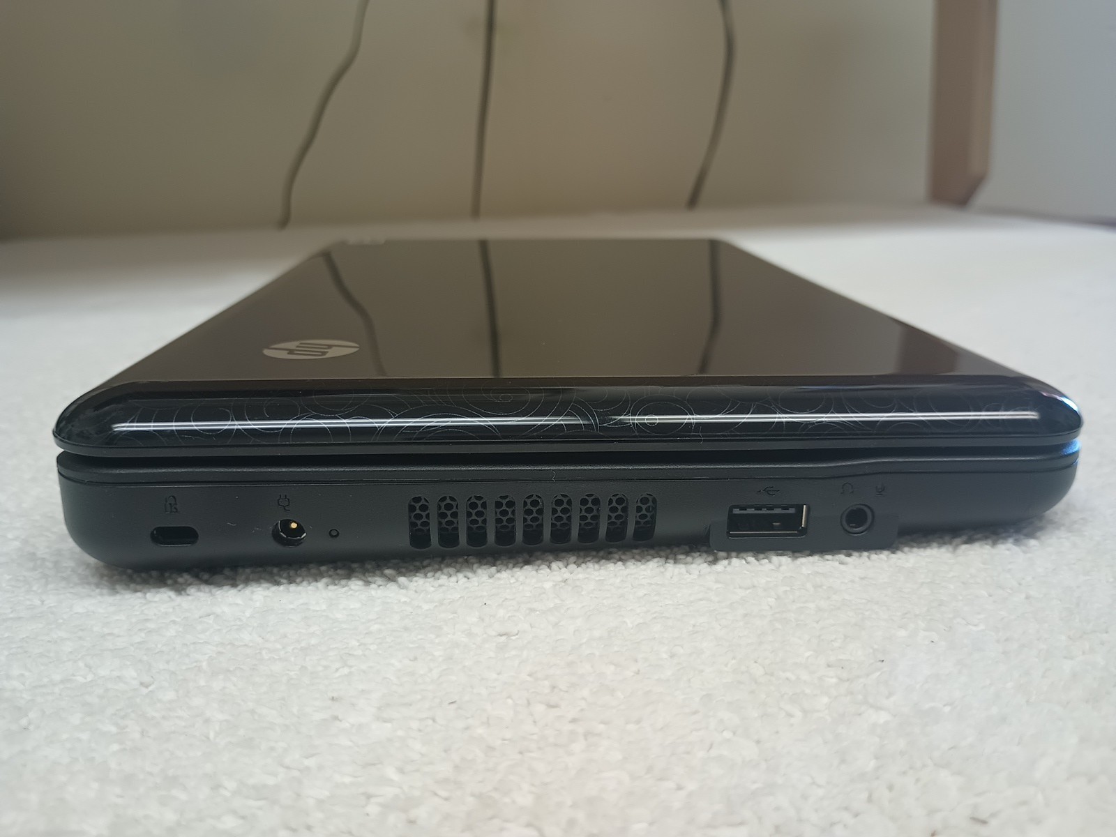 HP Mini 110-1046NR Intel Atom N270 1.6GHz 1 GB Ram 160GB HDD Genuine Windows XP