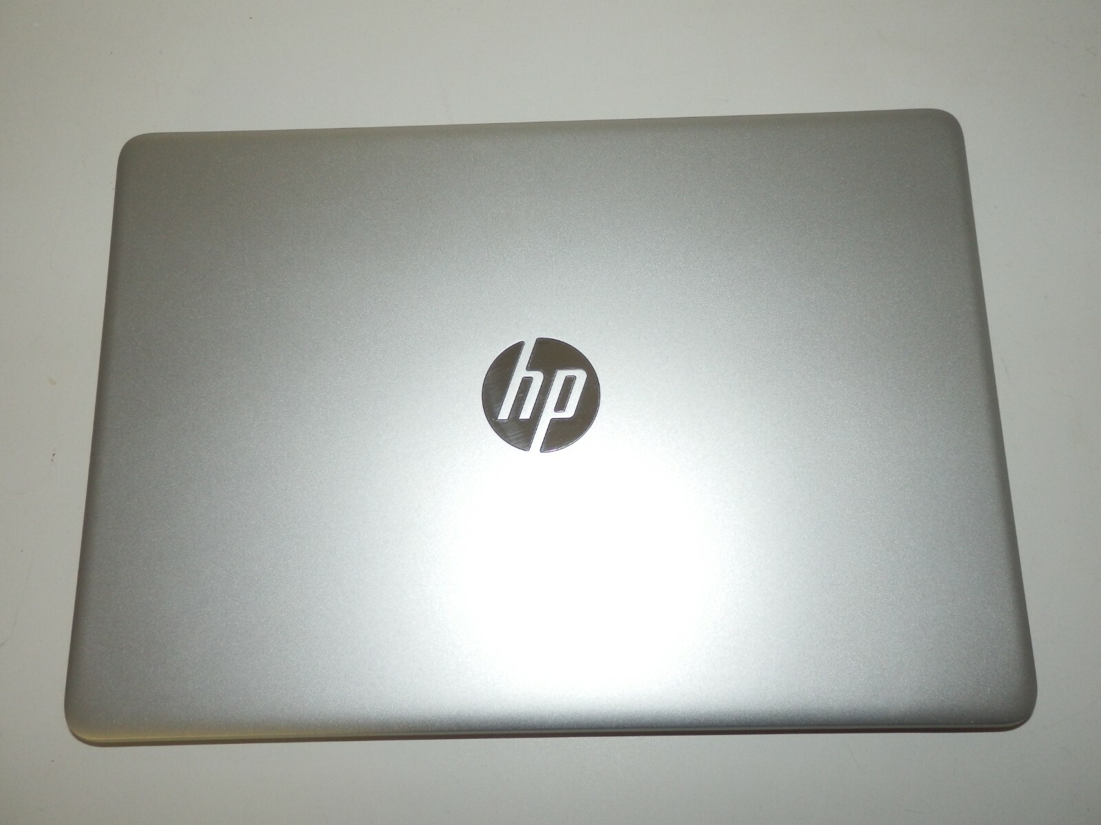 HP 14-dk0304ng, AMD Athlon 300U, 8GB Ram, 256GB SSD, Vega 3, 14″ Zoll HD, OVP