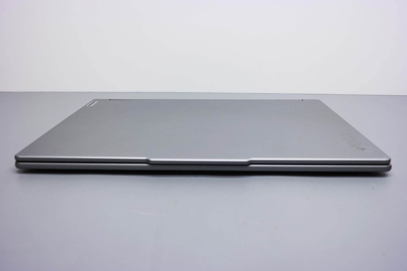 Lenovo Yoga 7 16ARP8 16″ Ryzen 5 7535U 8GB 512GB SSD