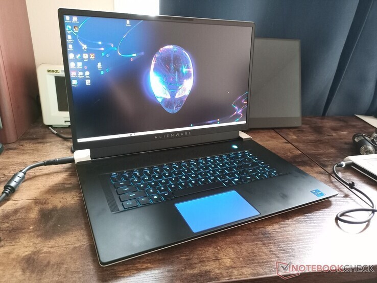 Alienware X17 R1 i7-11800H – 16GB Memory – 1TB SSD – RTX 3060
