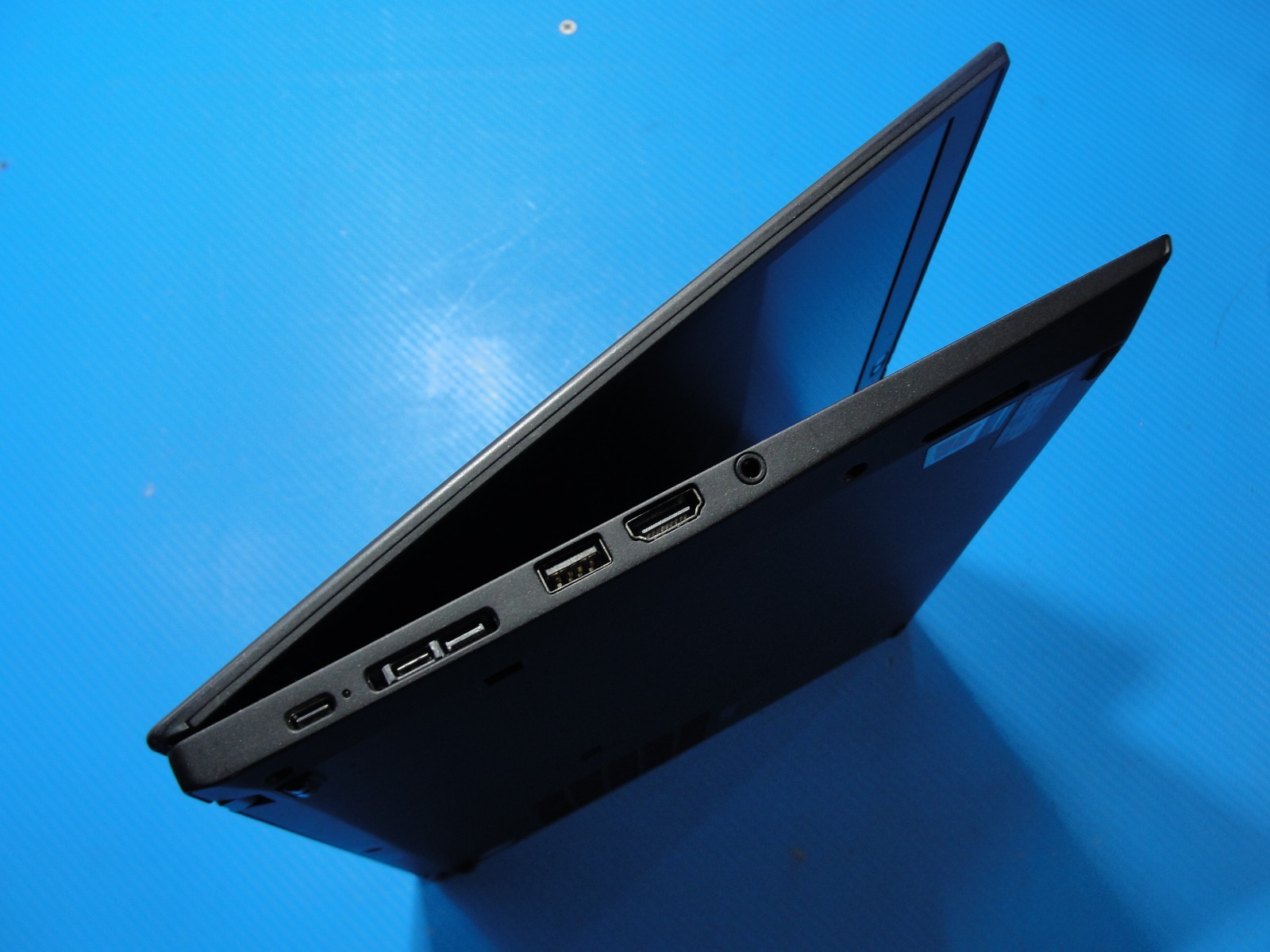 Lenovo ThinkPad T14s 14” FHD Intel Core i7-10510U 1.8GHz 16GB 512GB SSD