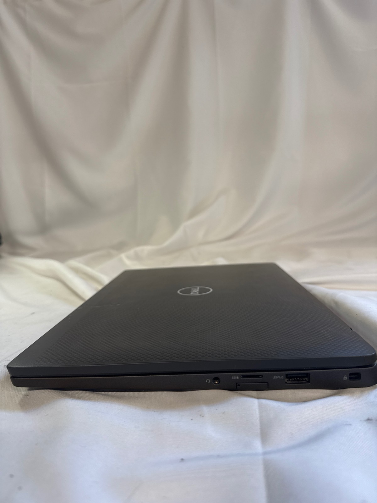 Dell Latitude 7400 Intel Core i5-8265U 8 GB 256GB SSD 14″