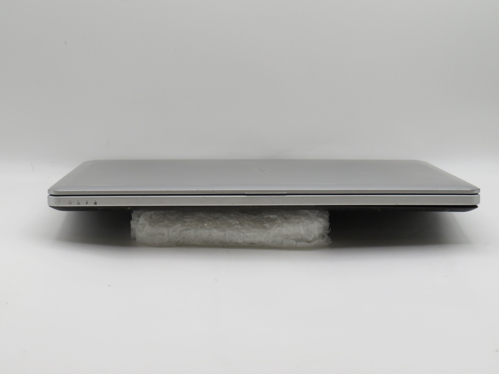 HP EliteBook Folio 9480m i5-4310U @ 2GHz 16GB DDR3 128GB m2 14″ No OS
