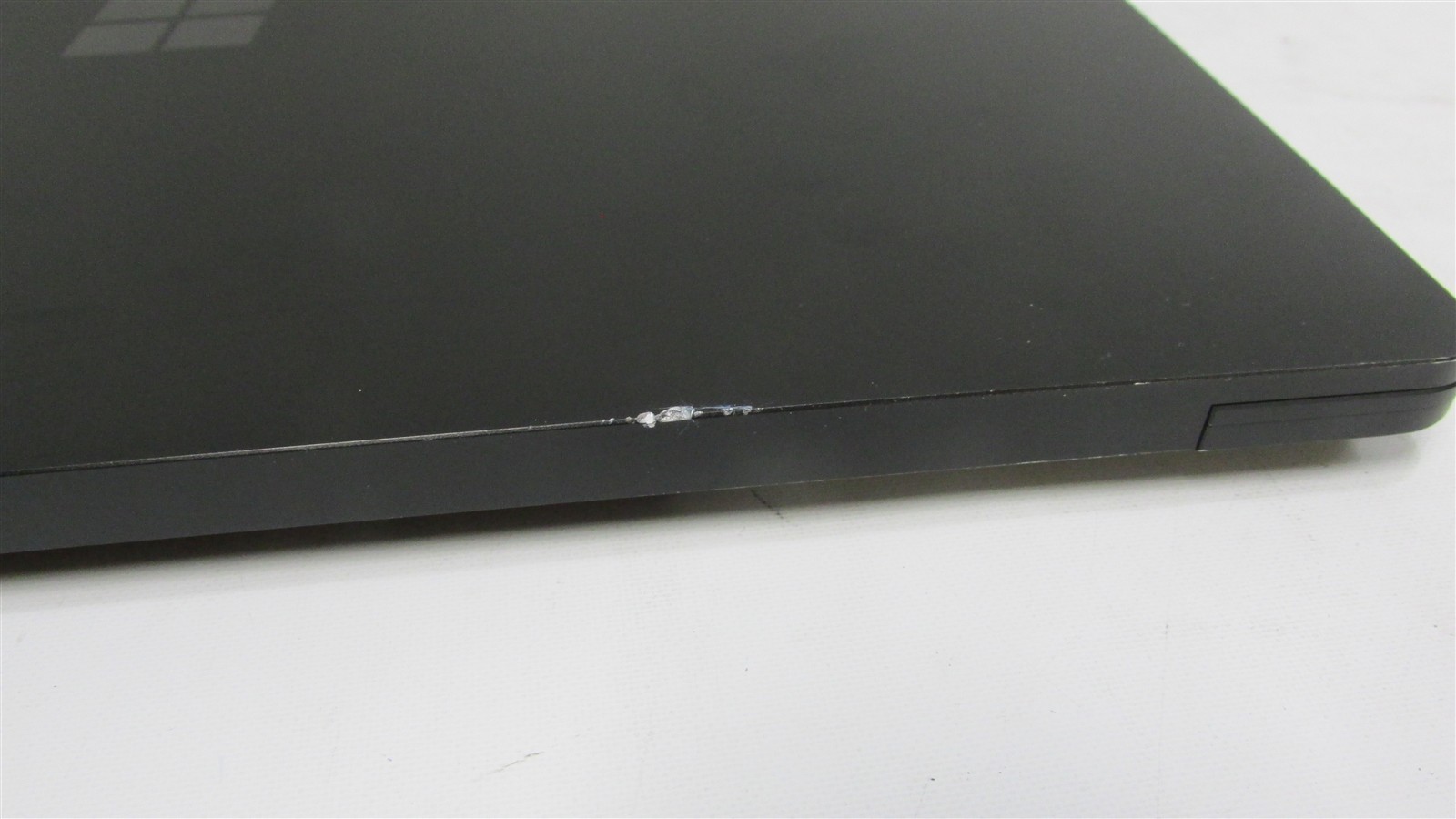 Microsoft Surface Laptop 5 1951 i7-1265U 2.7GHz 32GB RAM 1TB 13″ Win 11 Pro DMG