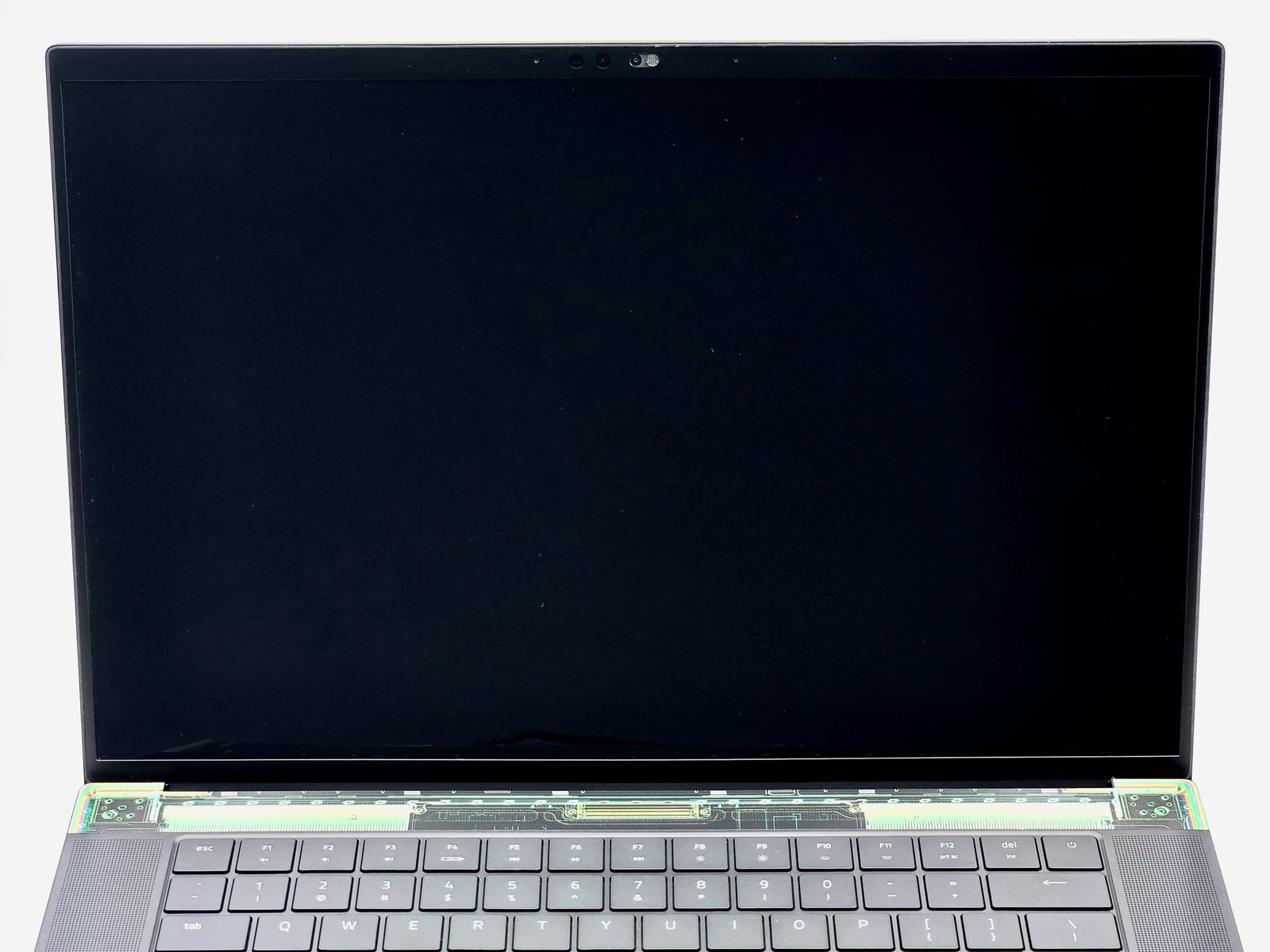 RAZER Blade 16” RZ09-0510x 16″ WQXGA I9-14900HX 1TB SSD 32GB W11 RTX 4080 240Hz