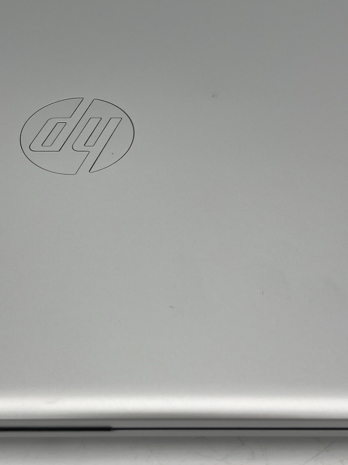HP 15-da0012dx 15.6″ Laptop w/ i3-8130U 2.2GHz CPU 8GB RAM 128GB SSD WIN 11