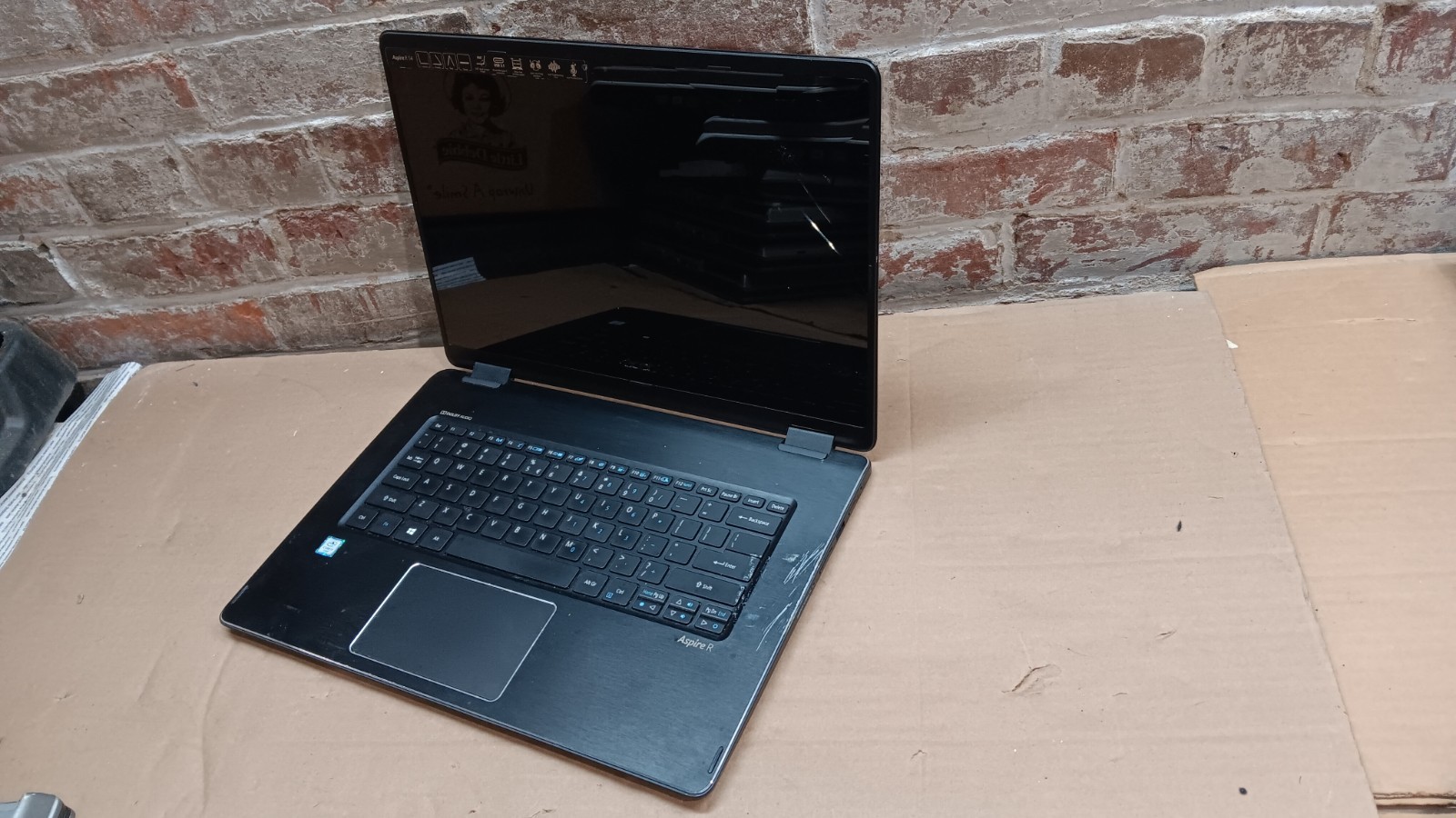 Acer Aspire R14 R5-471T Laptop Intel core I7 6th gen cpu 14″ LCD for parts