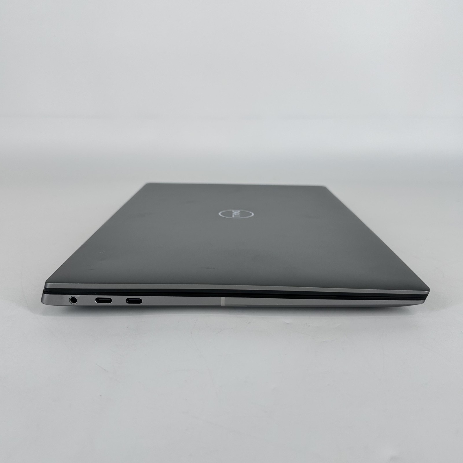 Dell Precision 5480 14 FHD+ 2.5 GHz i7-13800H 32GB 256GB SSD NVIDIA RTX A1000