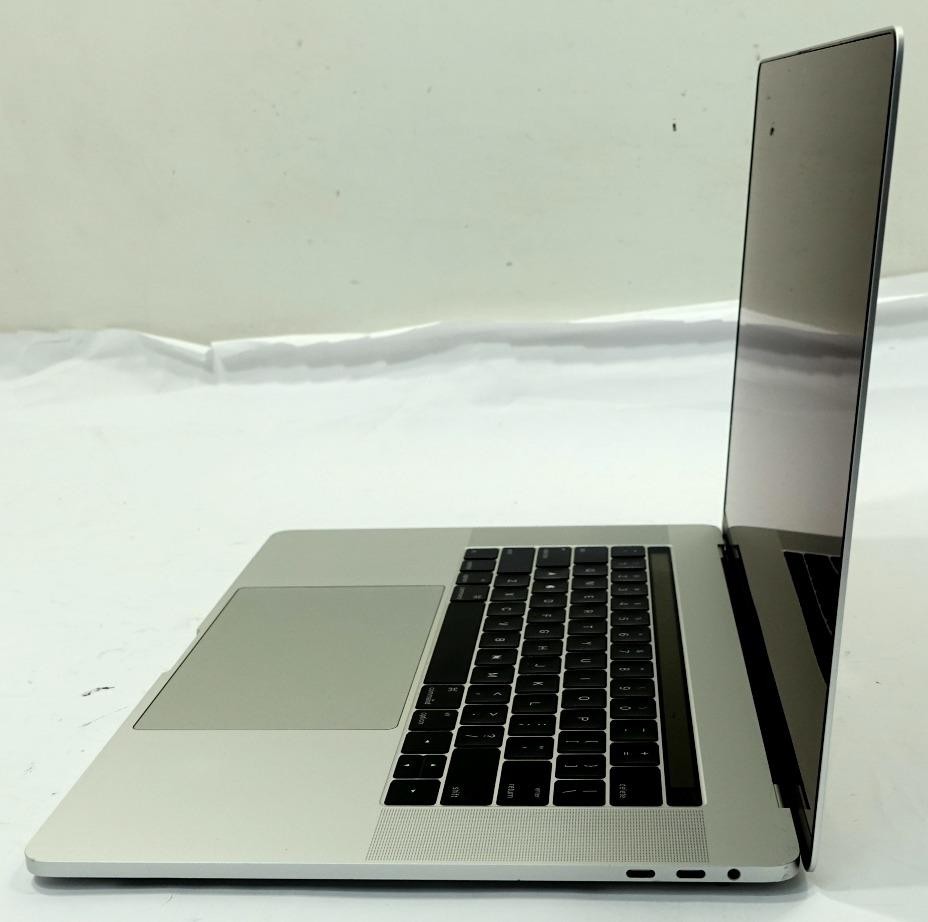 Apple MacBook Pro 2016 A1707 15.4″ Retina i7-6700HQ 16GB 256GB SSD Laptop