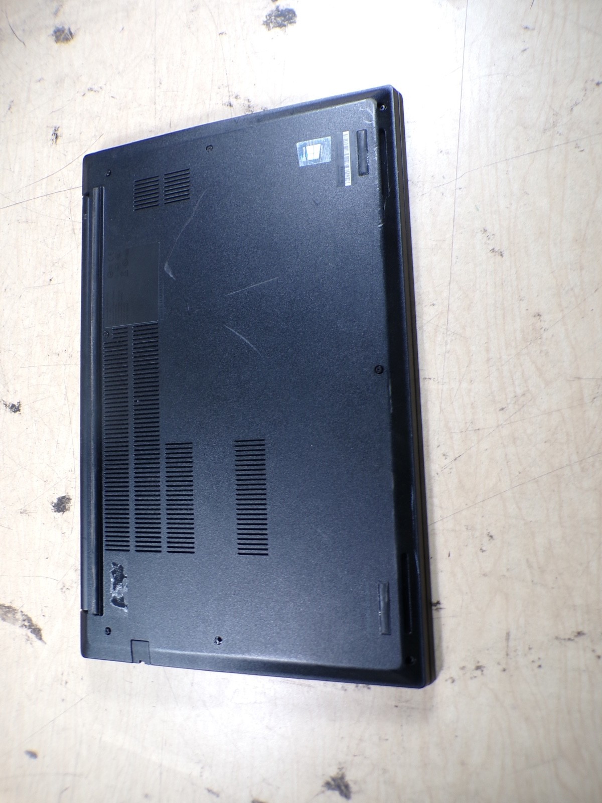 LENOVO THINKPAD E15 INTEL CORE I5 11TH GEN 8GB RAM **NO POWER ON **NO HD/ NO CAD