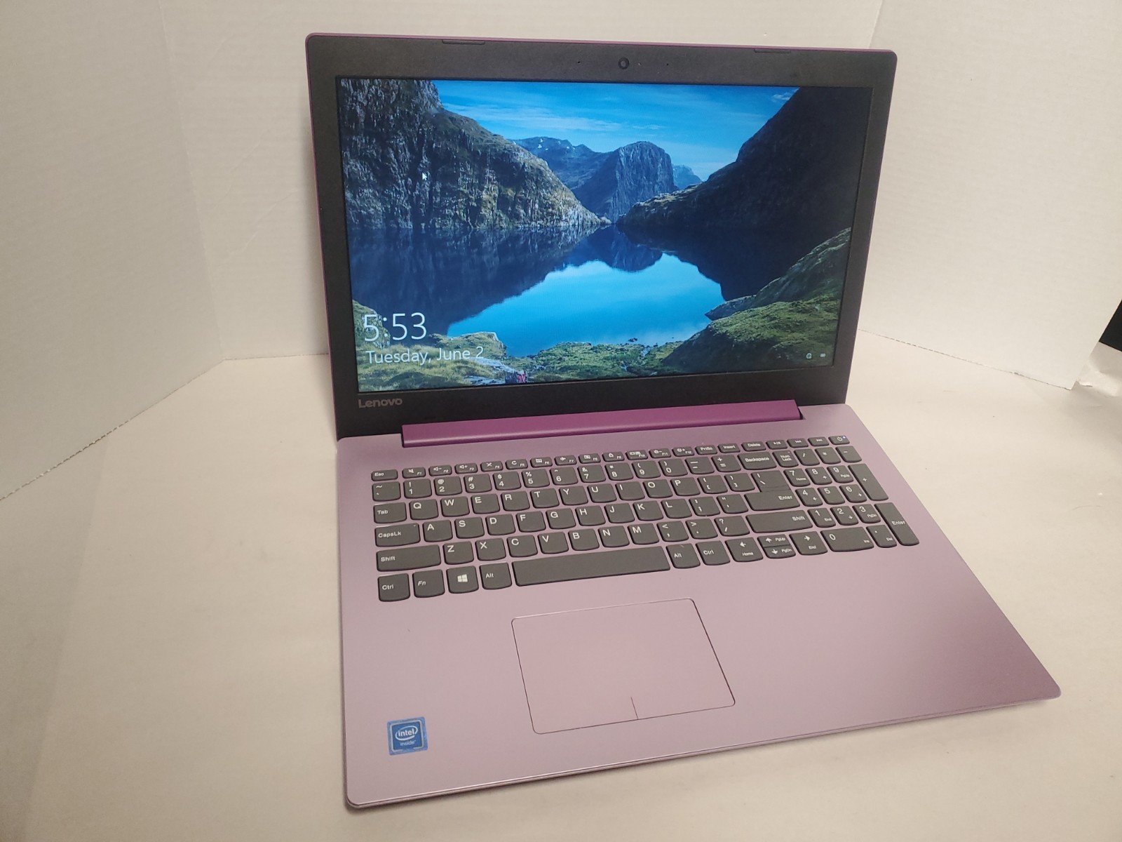 Lenovo IdeaPad 320-15IAP 80XR 15.6″ (1 TB, Intel Celeron N3350, 1.10 GHz, 4 GB)