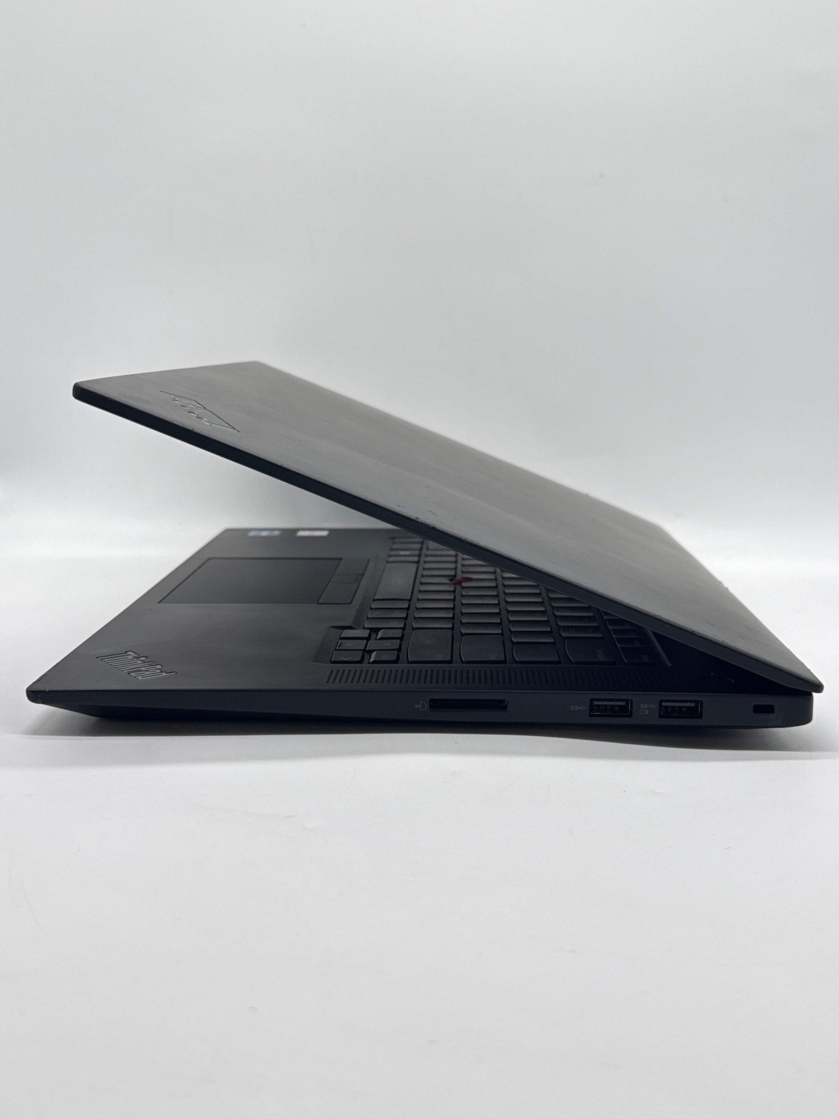 Lenovo ThinkPad P1 Gen 5 16″ Core i7-12700H 32GB RAM 1TB SSD – For Parts