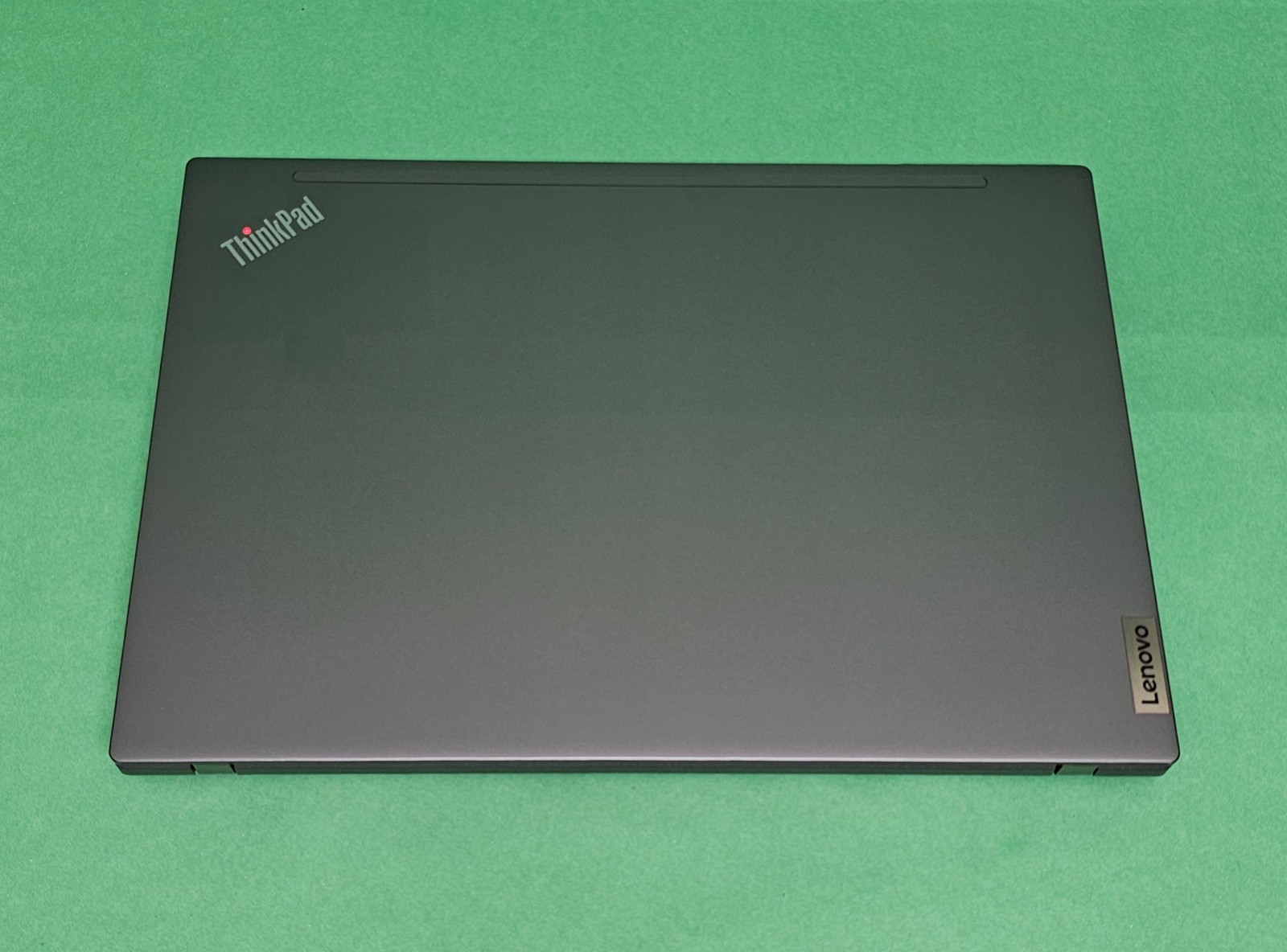 Lenovo ThinkPad T14s Gen 2 Aluminium 14″ Touch Core i7-1185G7 16GB RAM 256GB SSD