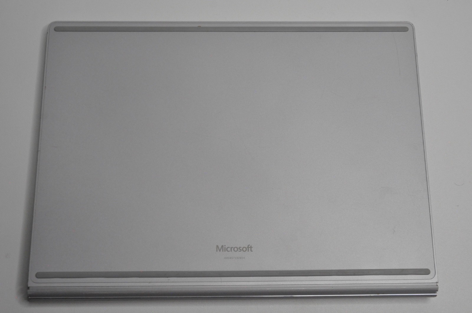 Microsoft Surface Book 2 13.5″ | i5 8350U 1.70GHz | 8GB | 256GB SSD