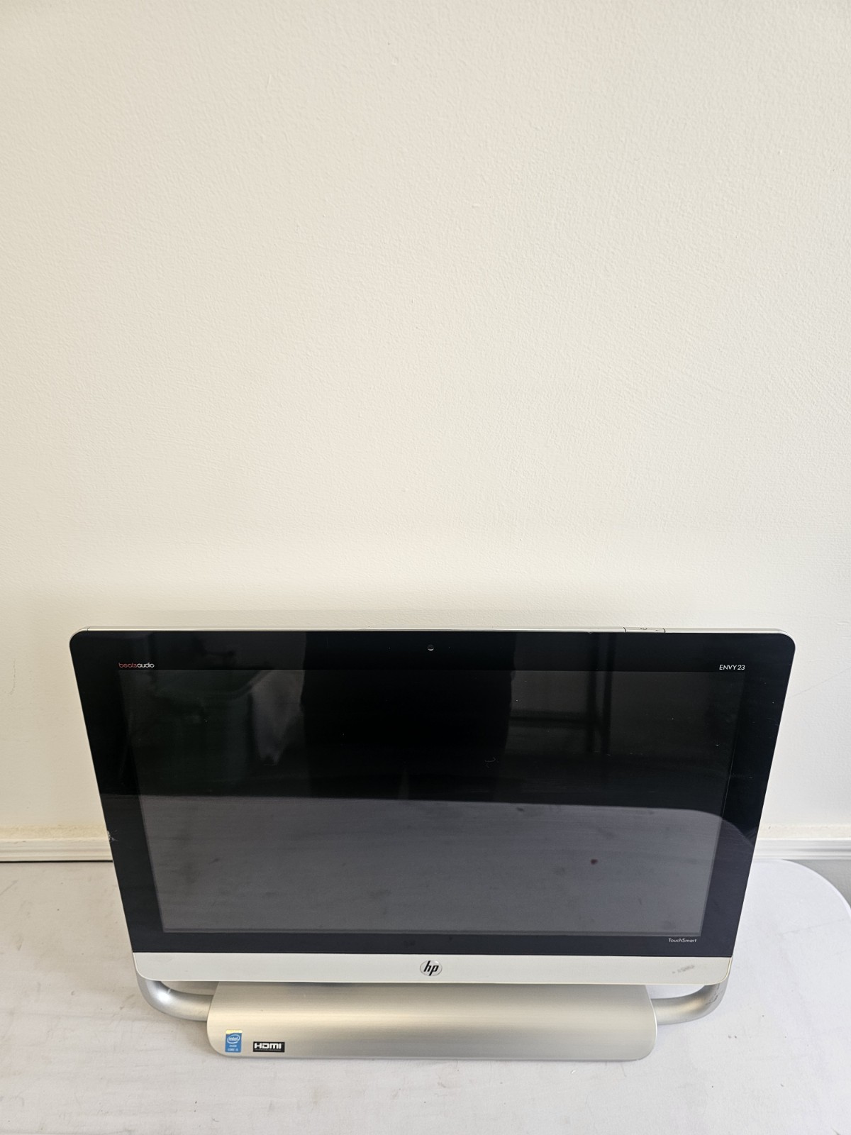 HP TouchSmart Envy 23 All-In-One Intel i5-4440s 8GB RAM 1TB HDD Win 10 READ