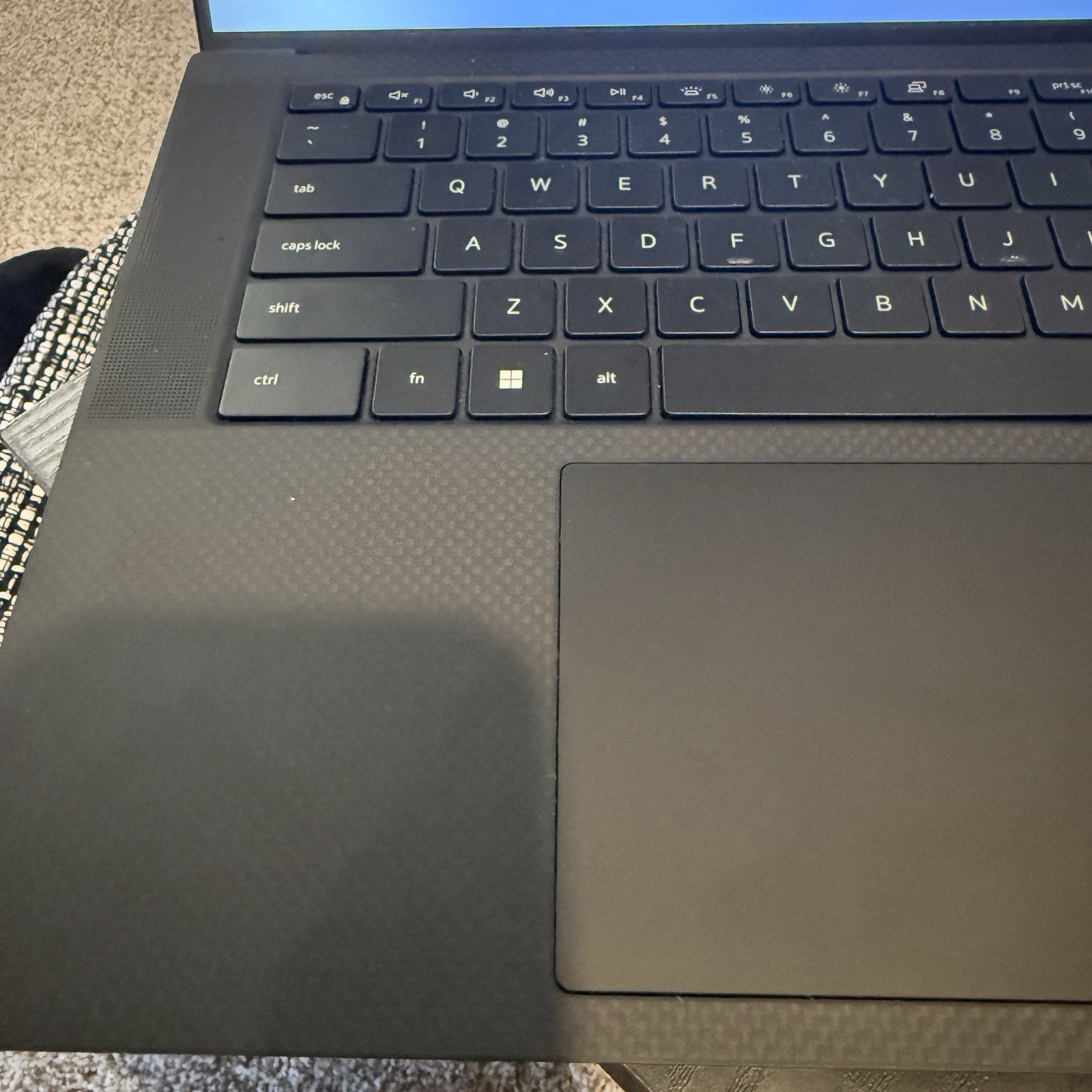 Dell XPS 15 9350 1 TB SSD, 32 GB DDR5, Intel i7-13620H Windows 11 Pro Laptop