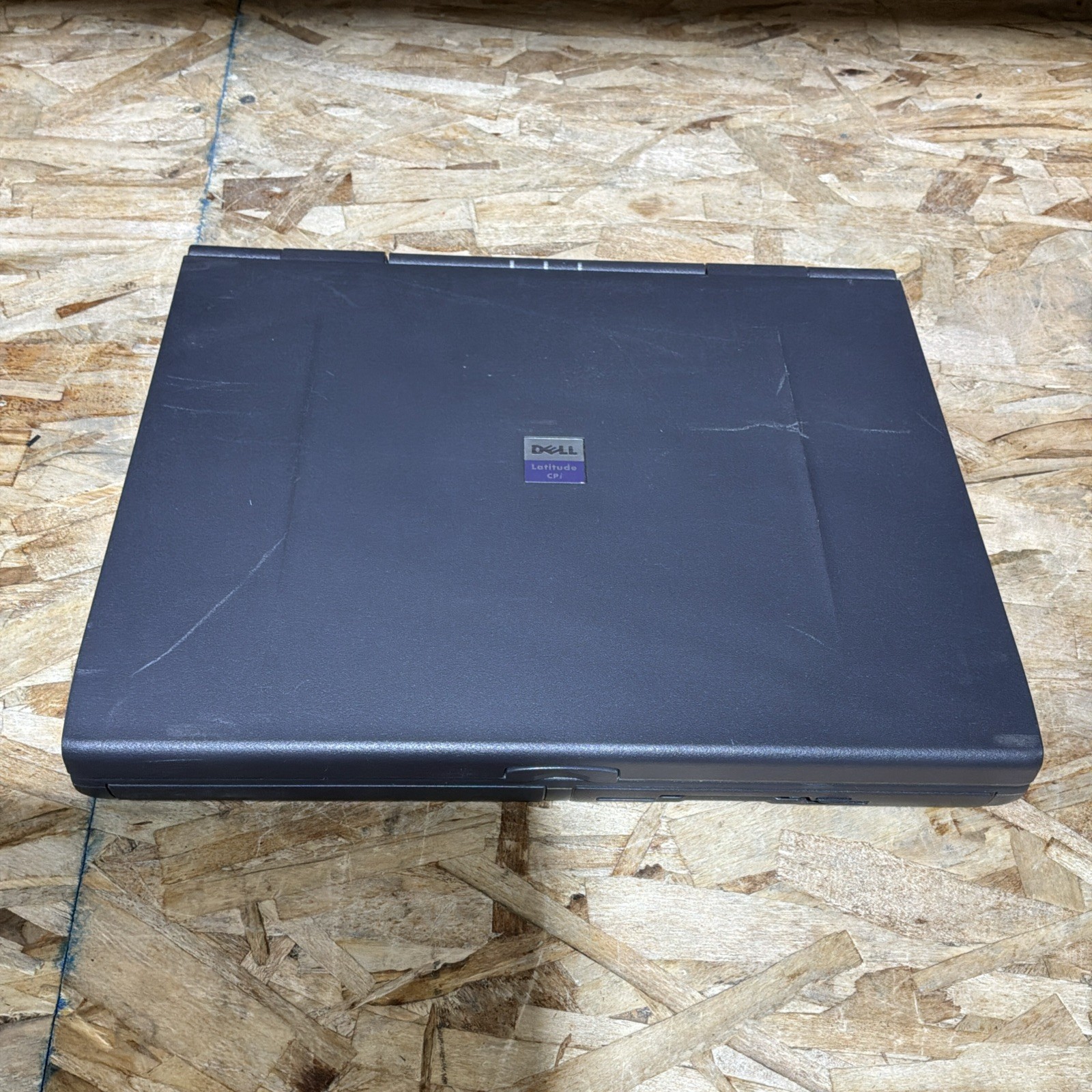 Dell Latitude CPi R400GT Powers On – Works, No Hard Drive C294