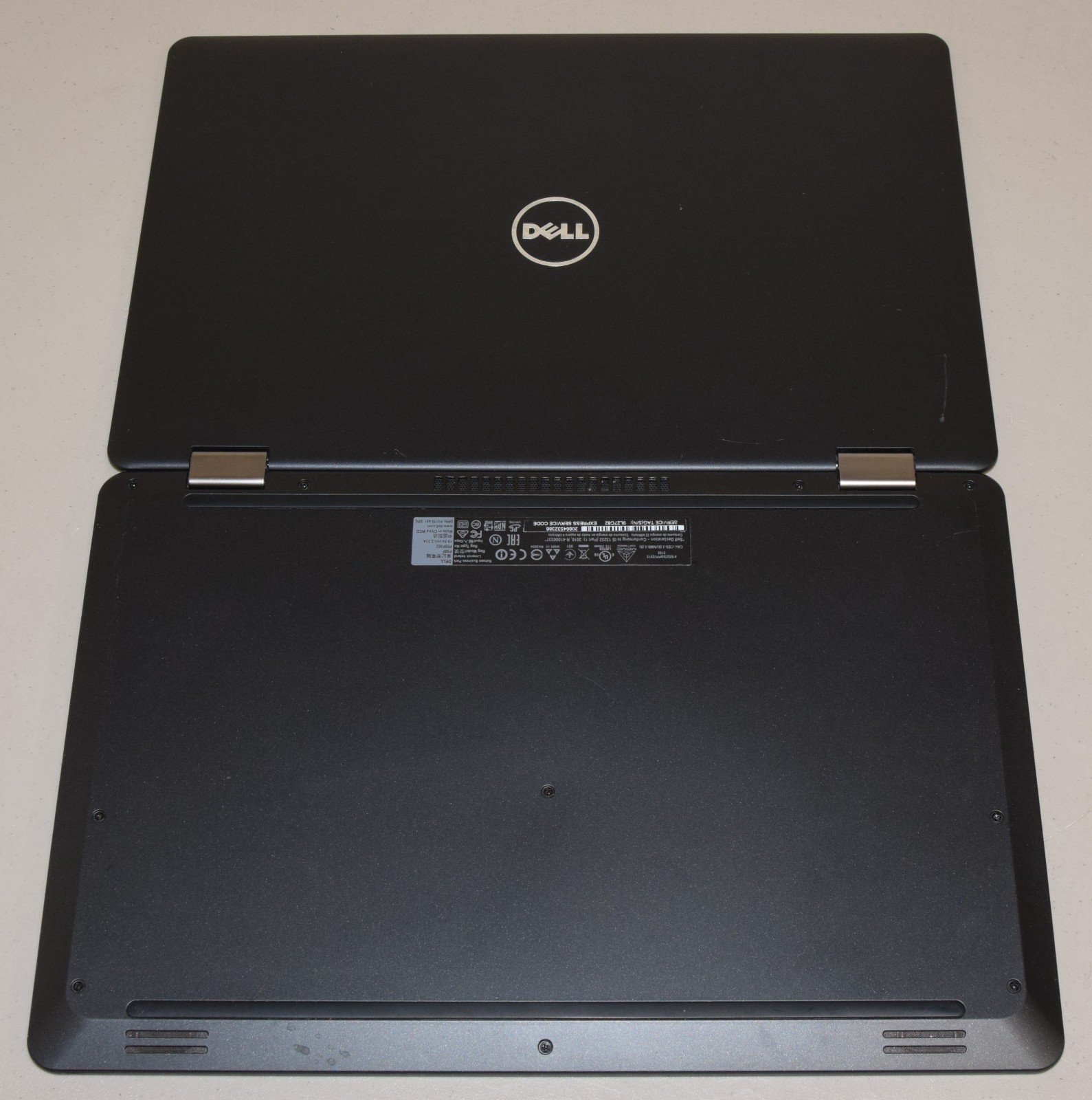 Dell Inspiron 15-7568 15.6″ Convertible Touchscreen i5-6200U 8GB DDR3 240GB SSD