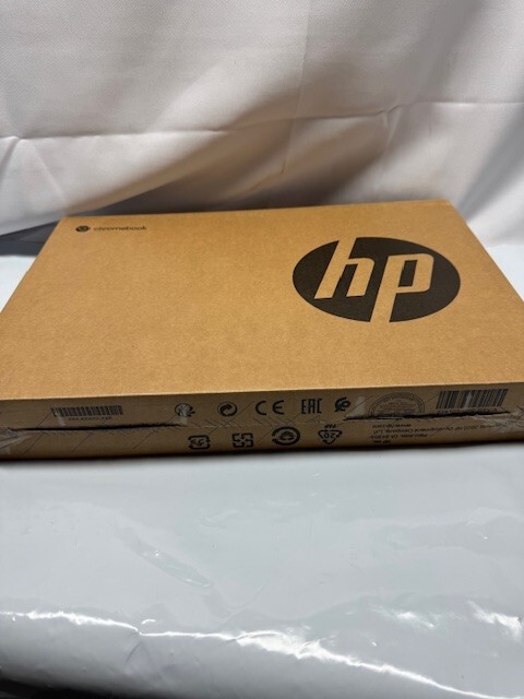 HP Chromebook 14a-na0010nr 14″ -Touch Screen 65GB *New-