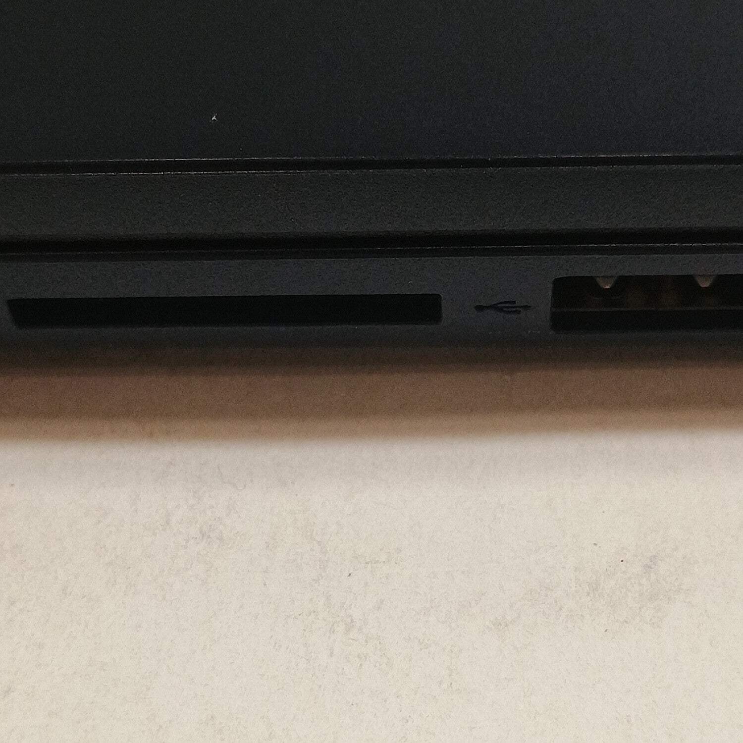 Lenovo IdeaPad 1 15AMN7 15.6″ Ryzen 5 7520U 2.8GHz 8GB RAM 256GB SSD
