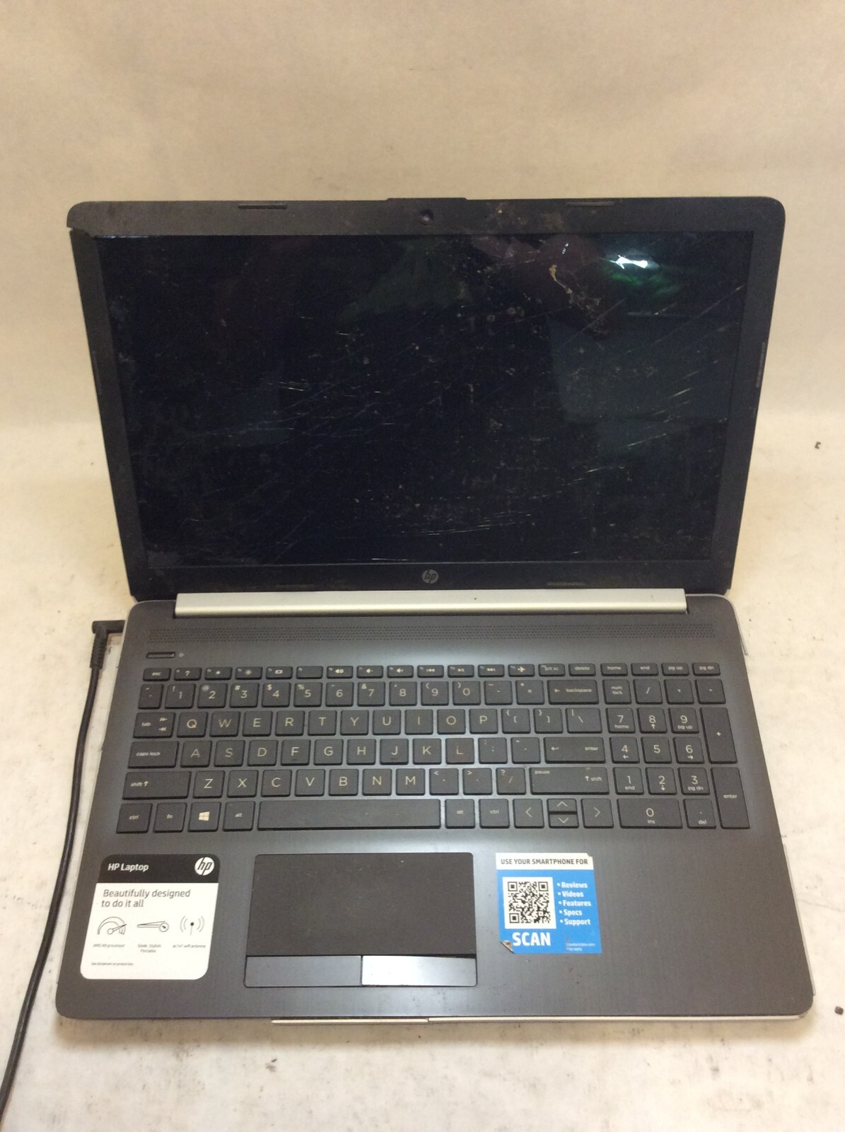 HP Notebook 15-db0031nr Laptop 15″ AMD A9 DAMAGED – DEAD SCREEN -PP