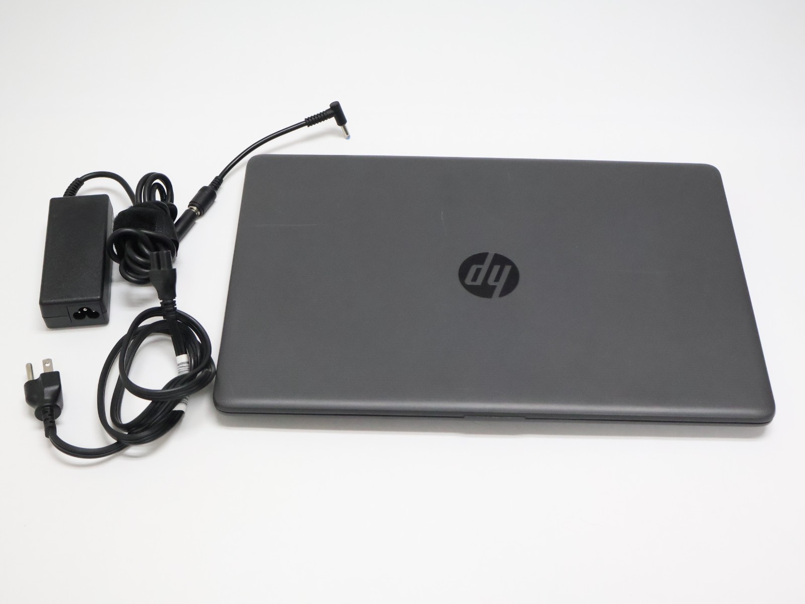 HP Notebook 255 G7 AMD A4-9125 Radeon R3 2.30GHz 4GB RAM 120GB SSD with Adapter