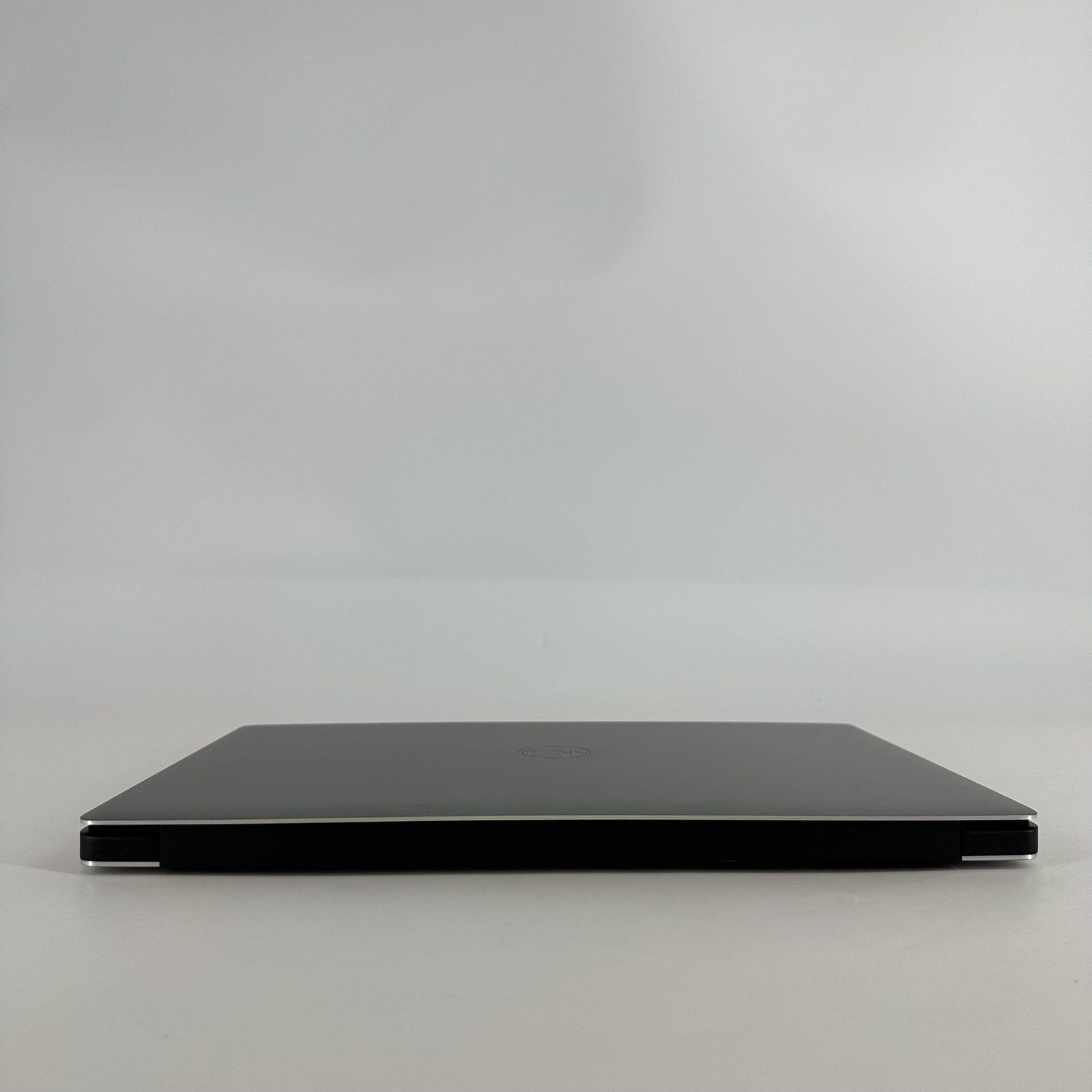 Dell XPS 15 9560 2017 4K TOUCH i7-7700HQ 2.80GHz 32GB 1TB SSD NVIDIA GTX 1050