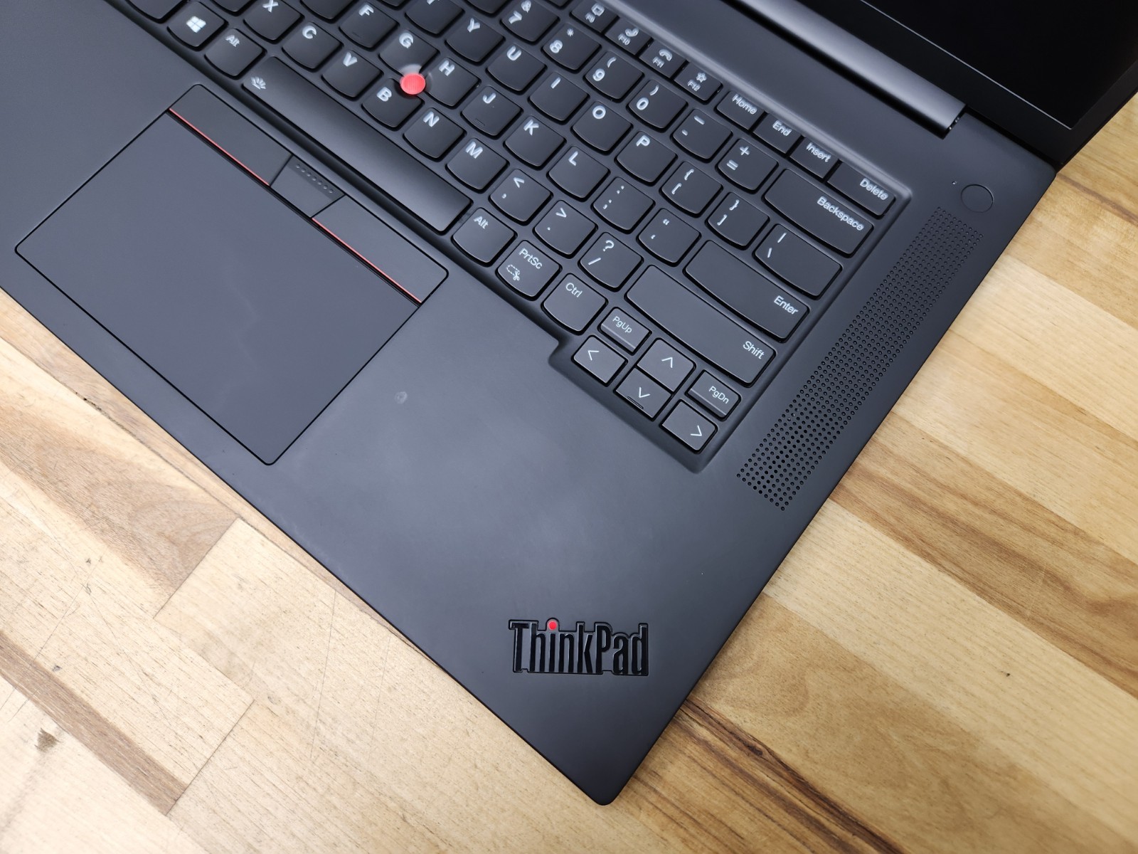 Lenovo ThinkPad P1 Gen 4 16″ WXQGA i7-11850H 32GB 512GB SSD RTX A2000 EXCELLENT~