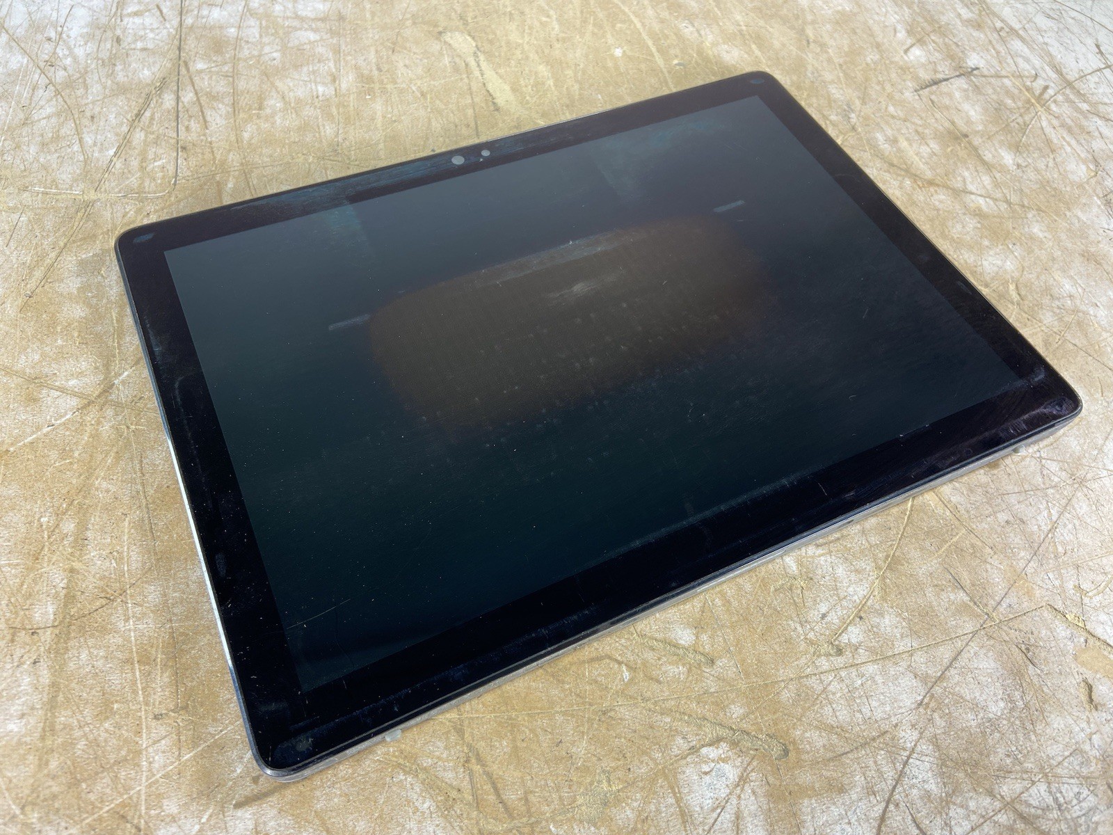 DELL LATITUDE 7200 2-IN-1 i5-8365U @ 1.60GHz, 8GB RAM, NO HDD/OS