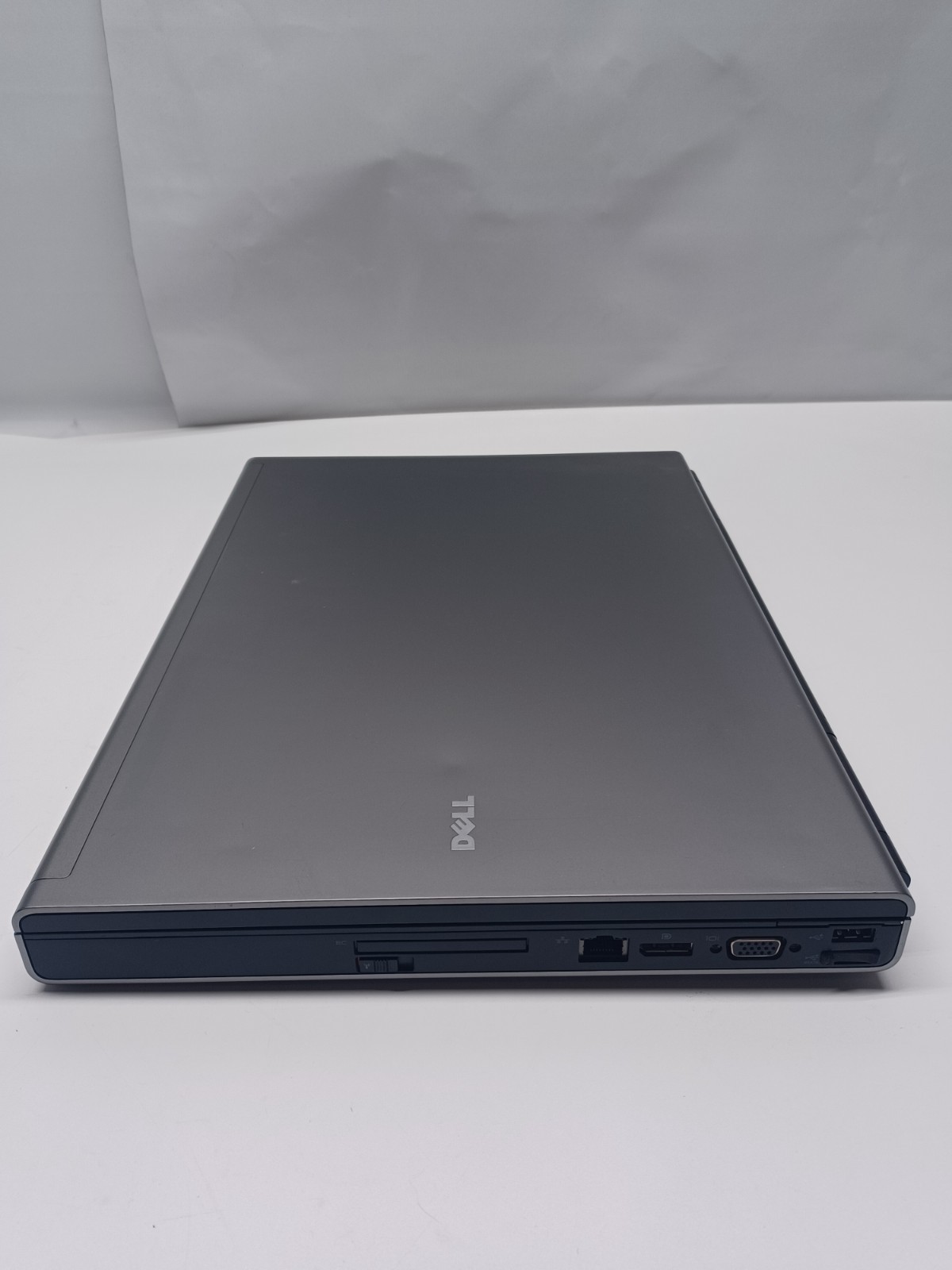 Dell Precision M6500 Workstation i5-M520 4GB 500GB No OS