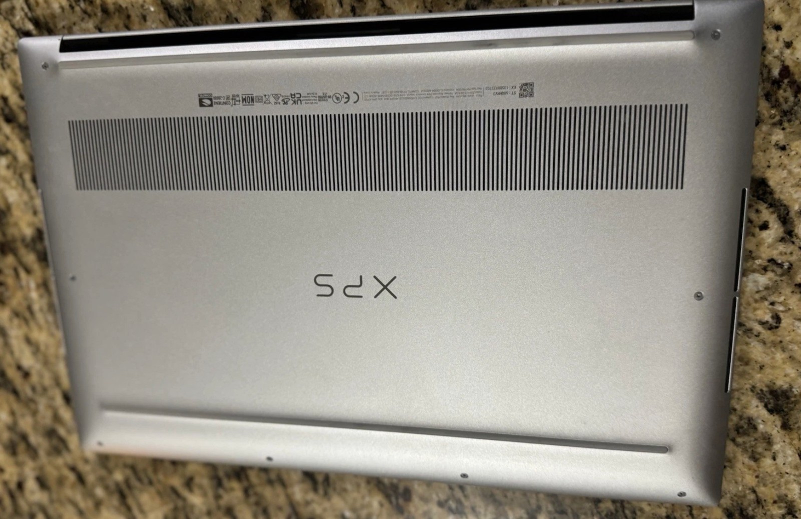 Dell XPS 9530 i9-13900H 1TB SSD, 16GB DDR5 MEMORY RTX 4060 15.6″