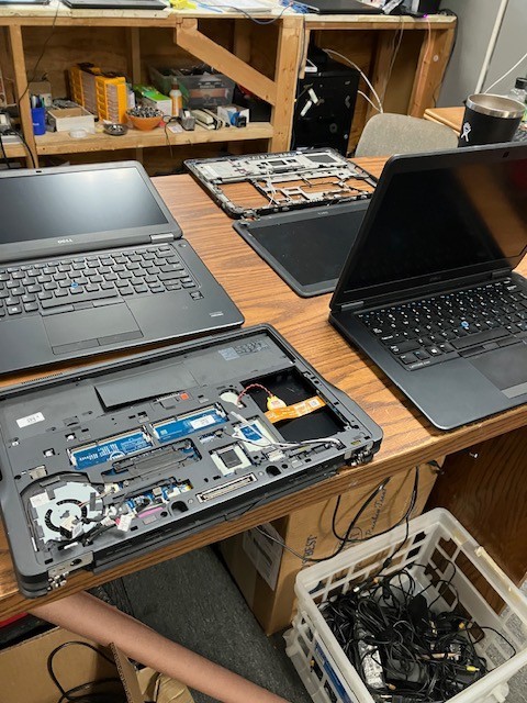 💻 Dell Latitude E7450 HUGE Parts Lot ⚙️ 5+ Laptops 🔧 i5/i7 Boards 🖥️ Screens