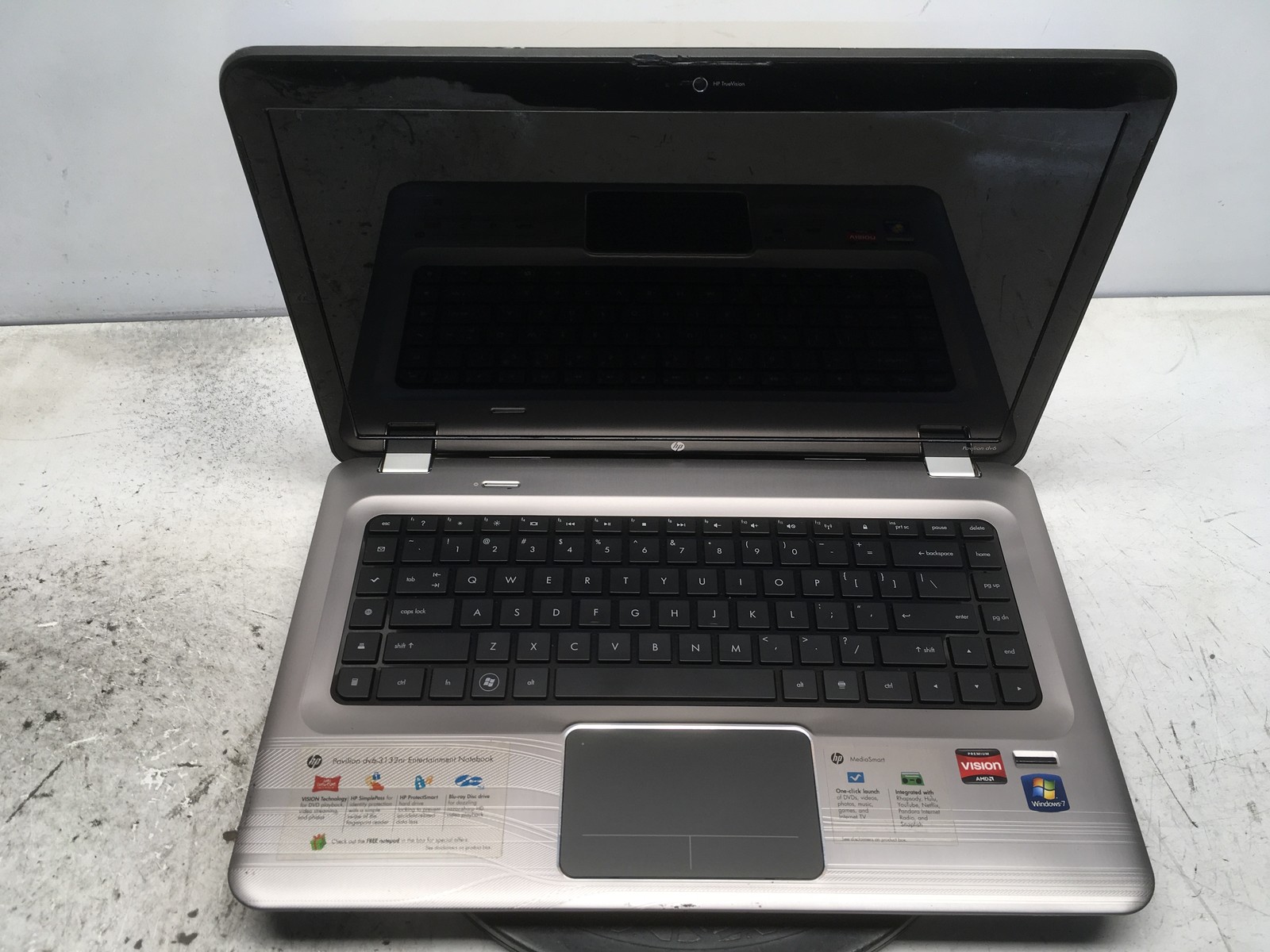 HP Pavilion DV6-3132NR AMD Turion II P540 2400MHz 4 GB NO HDD No Batt