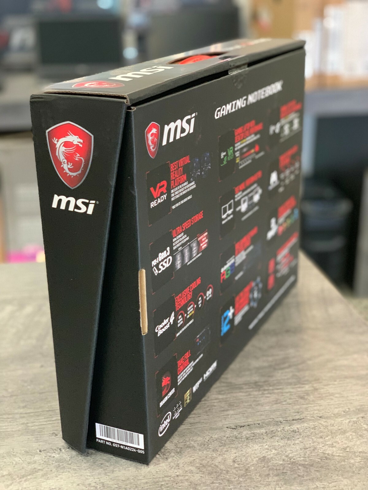 MSI GL63 8RD-210, Core i7-8750H, 256GB SSD+1TB, 8GB, nVIDIA GTX 1050Ti 4GB Win10