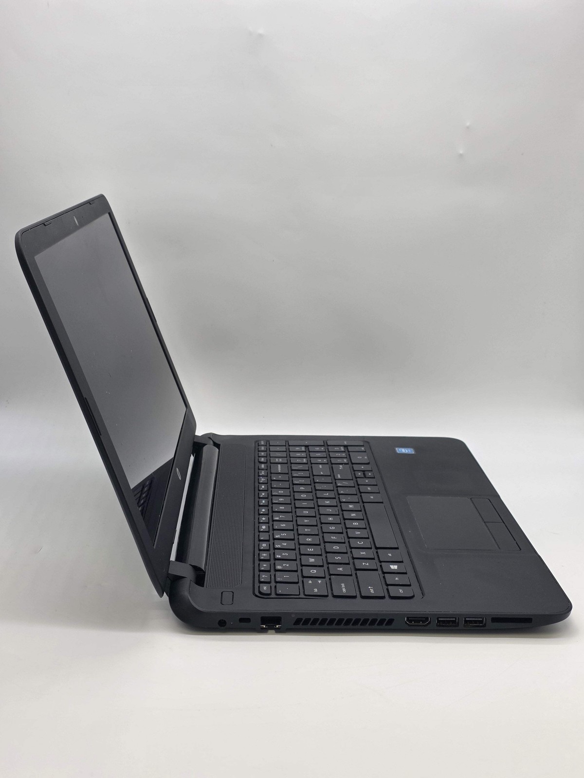 HP 15-1223wm Intel Celeron CPU N3050 4GB RAM 500GB 15-inch Laptop Used