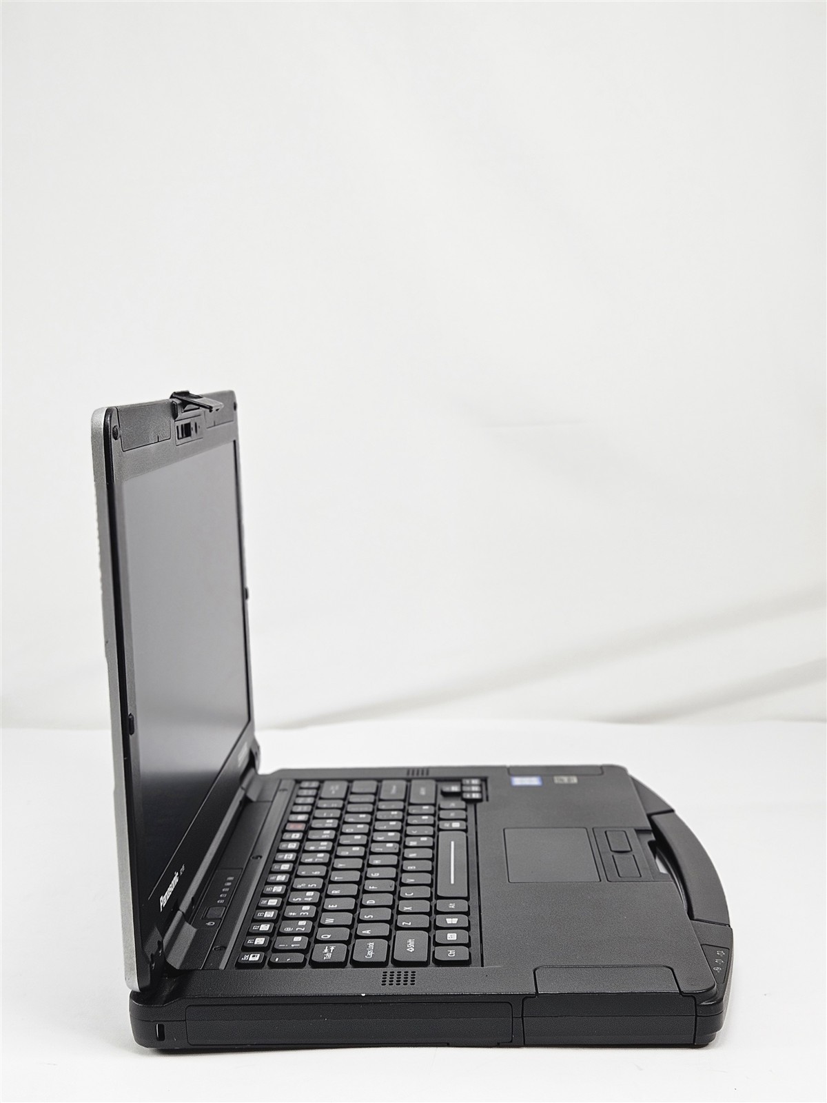 Panasonic Toughbook FZ-55 14″ 1.6GHz i5-8365U 16GB 1TB SSD