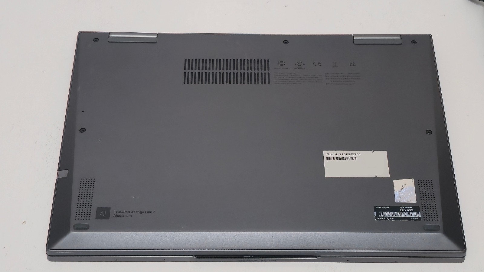 Lenovo ThinkPad X1 Yoga Gen 7 (i7-1270P7 CPU, 32 GB RAM 1 TB SSD) 14″ 4K Touch