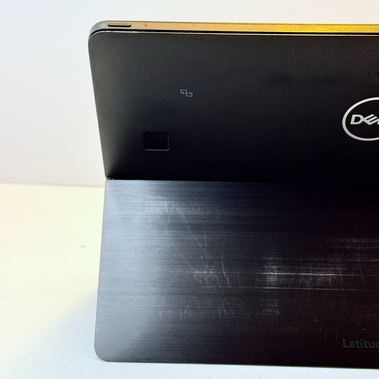 Dell Latitude 5290 2-in-1 i5 8GB RAM 256GB | Touchscreen issues | FOR PARTS |